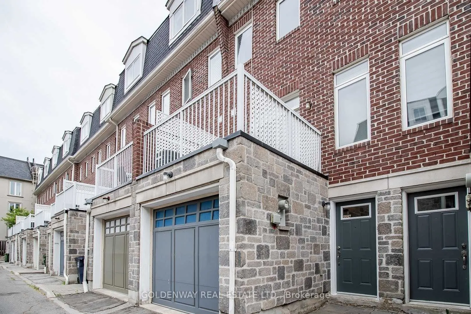 132A Finch Avenue W