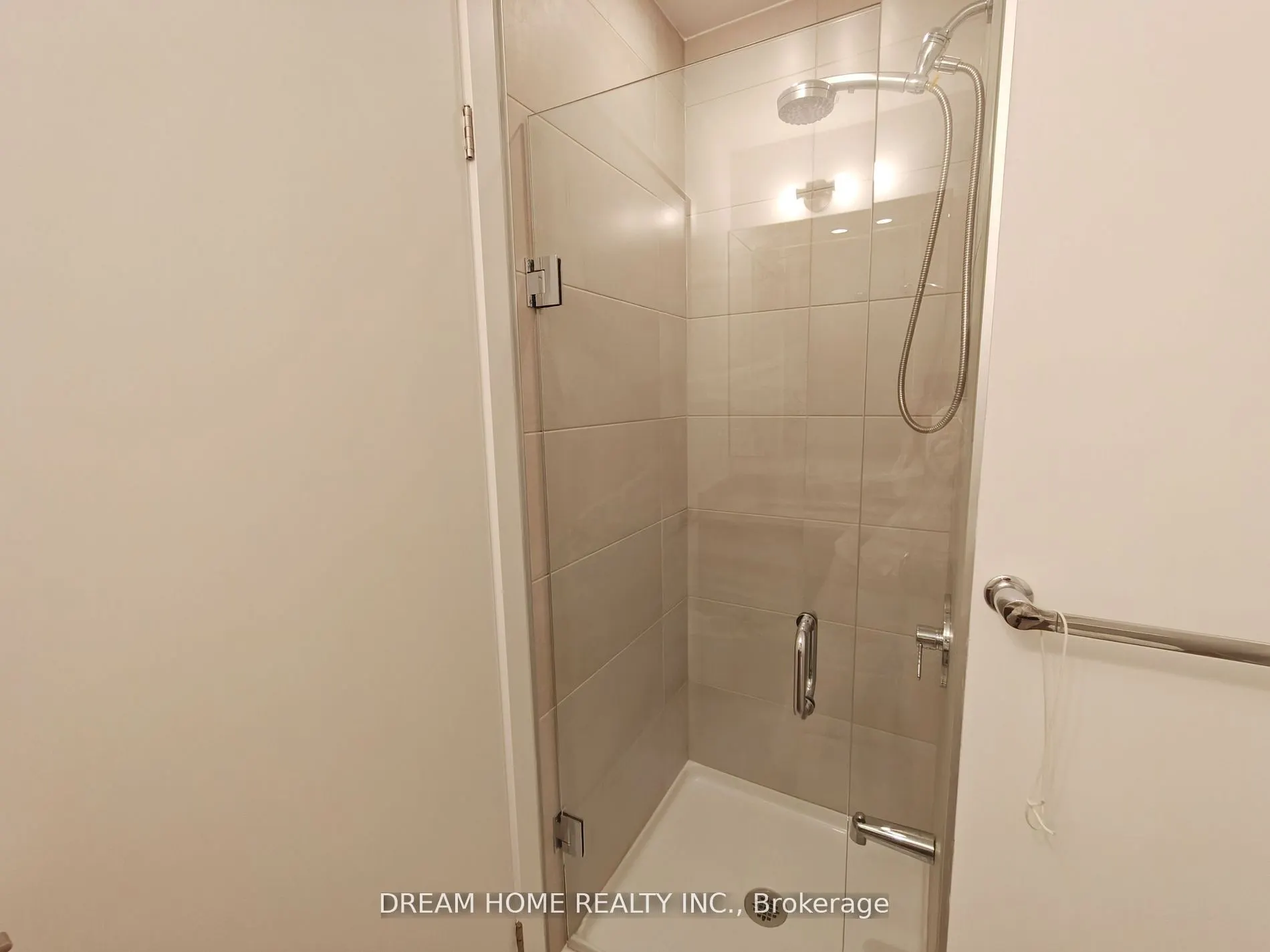 56 Forest Manor Road, #2102