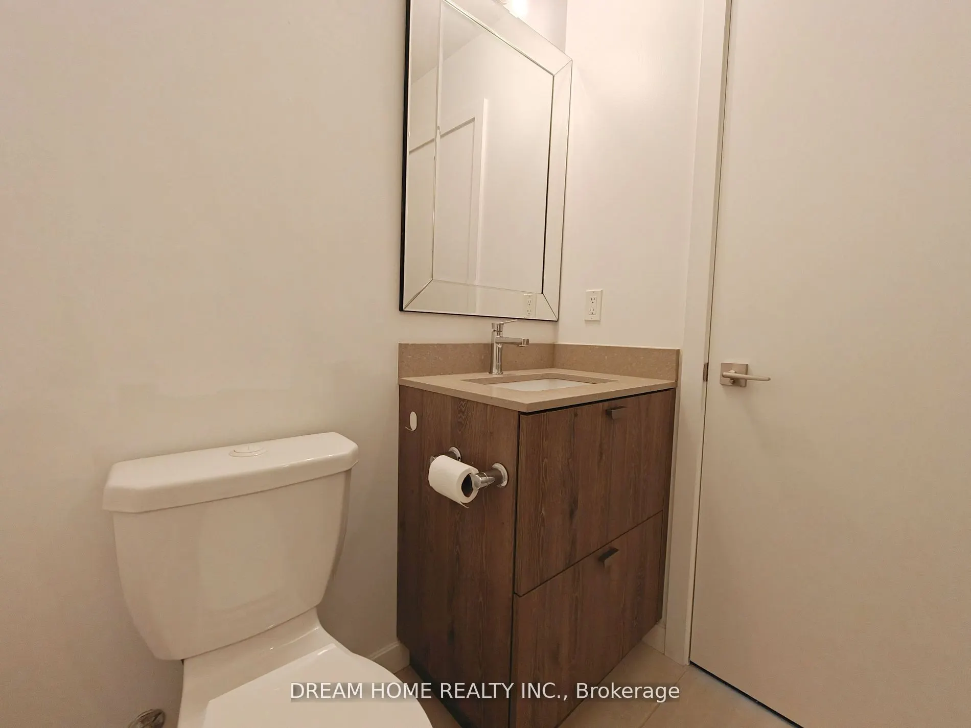 56 Forest Manor Road, #2102