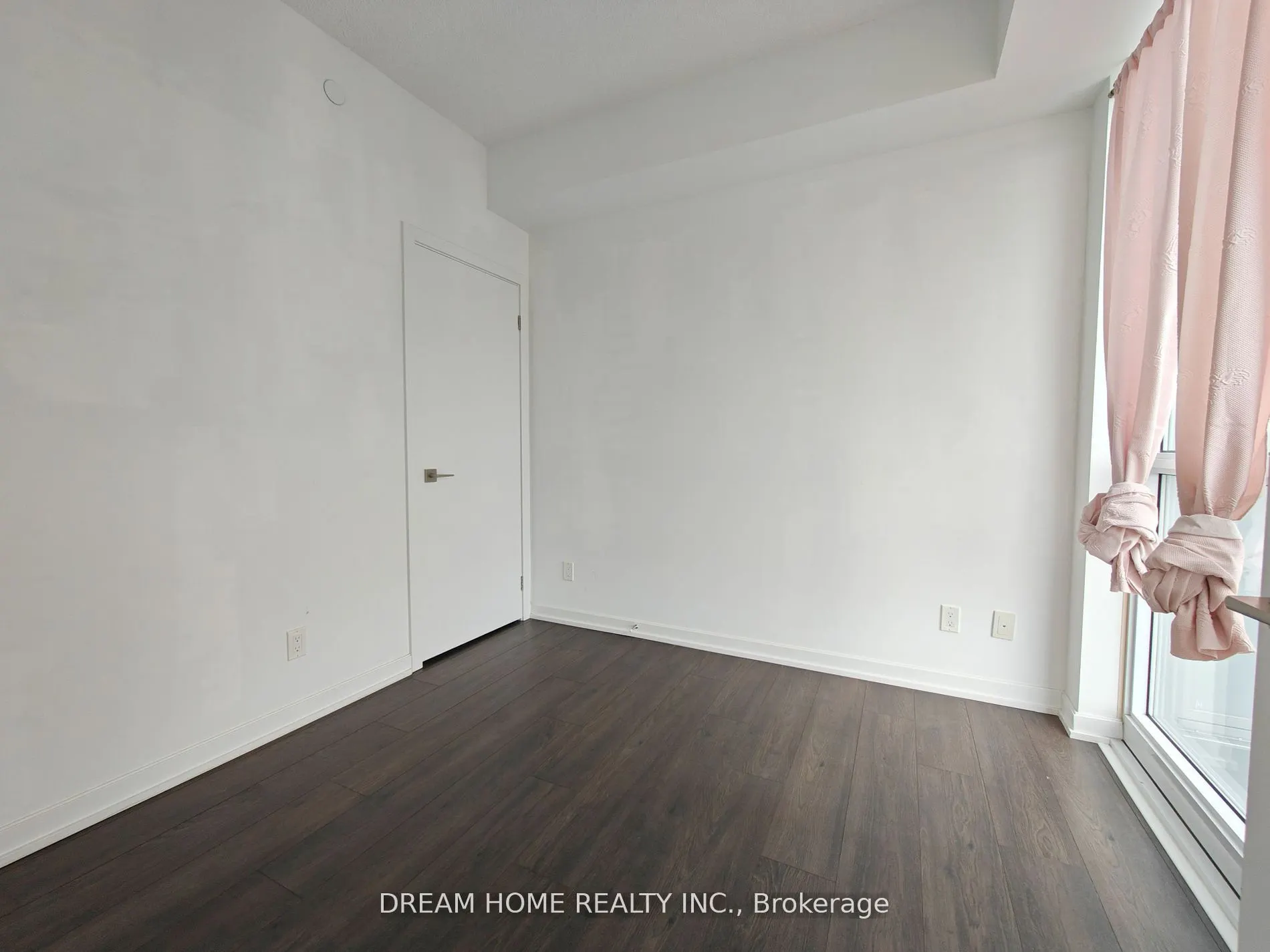 56 Forest Manor Road, #2102