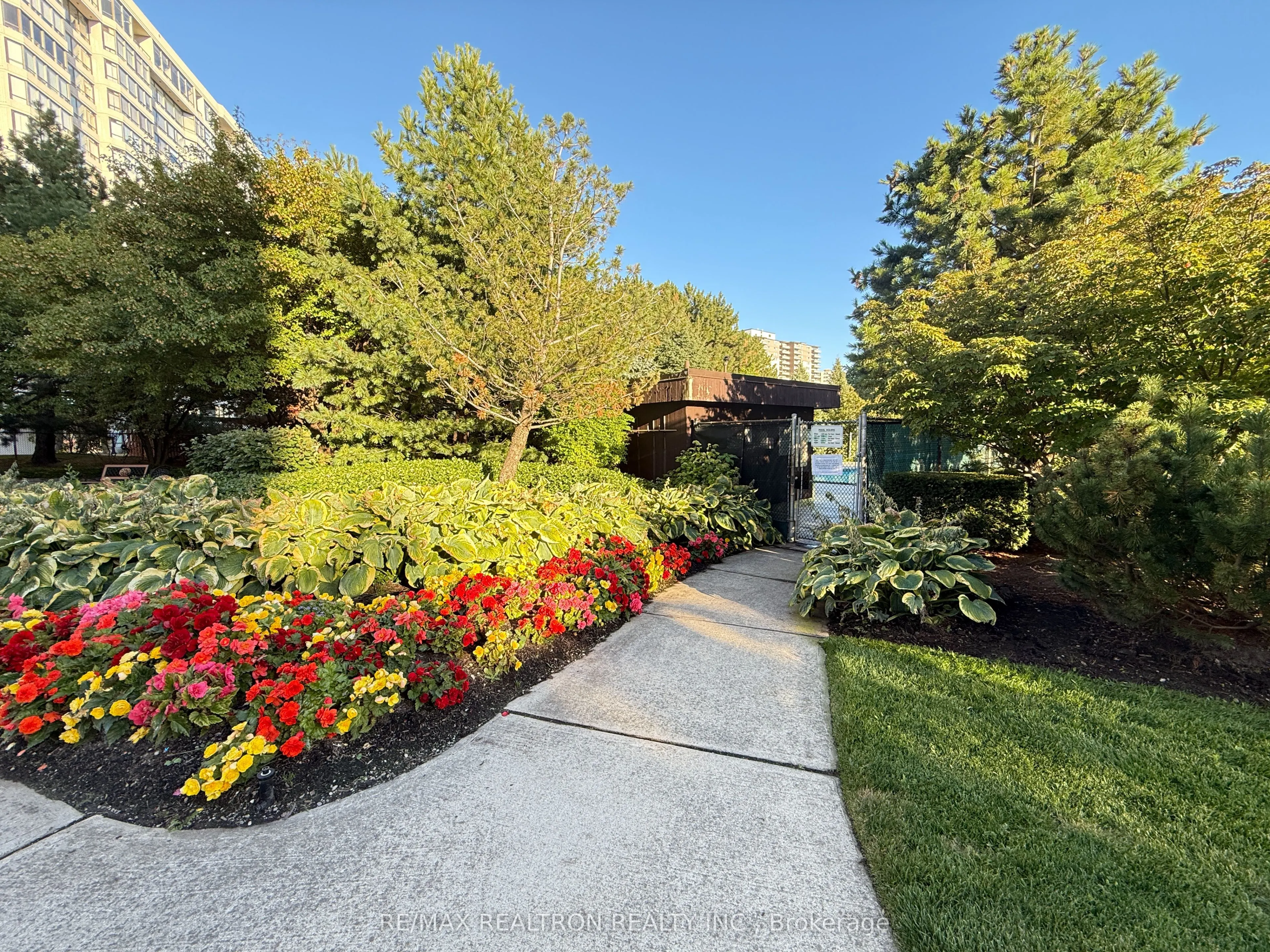 90 Fisherville Road, #1202