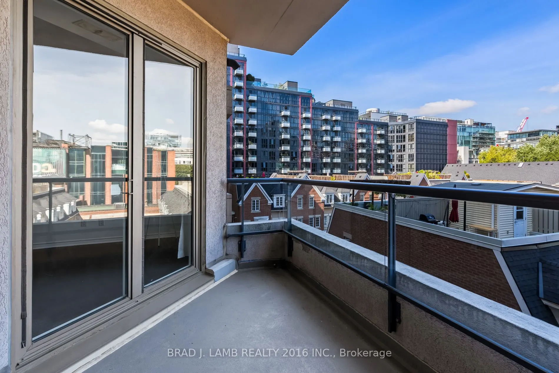 550 Front Street W, #428
