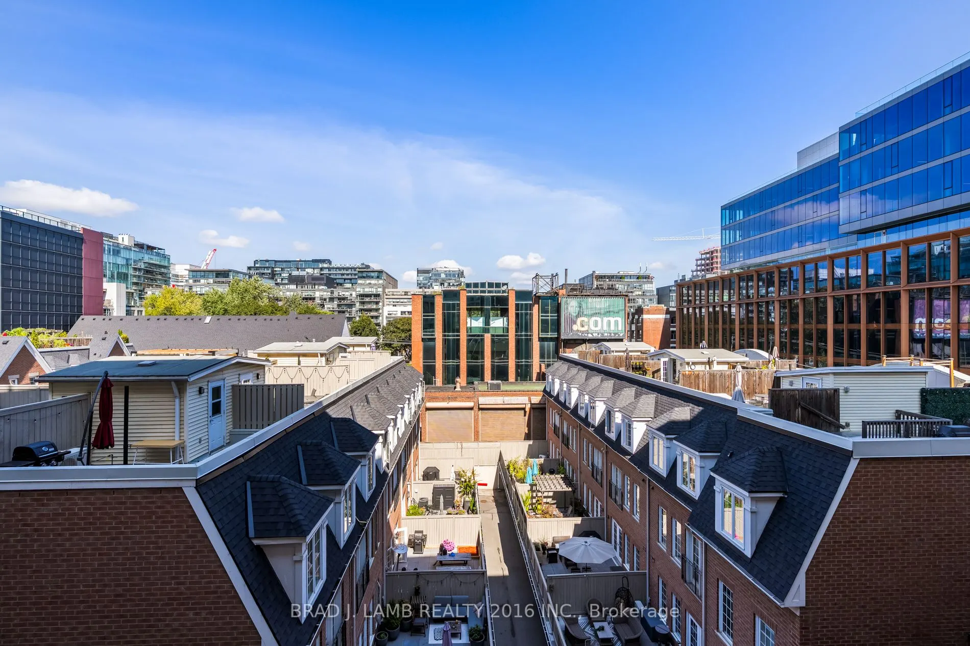 550 Front Street W, #428