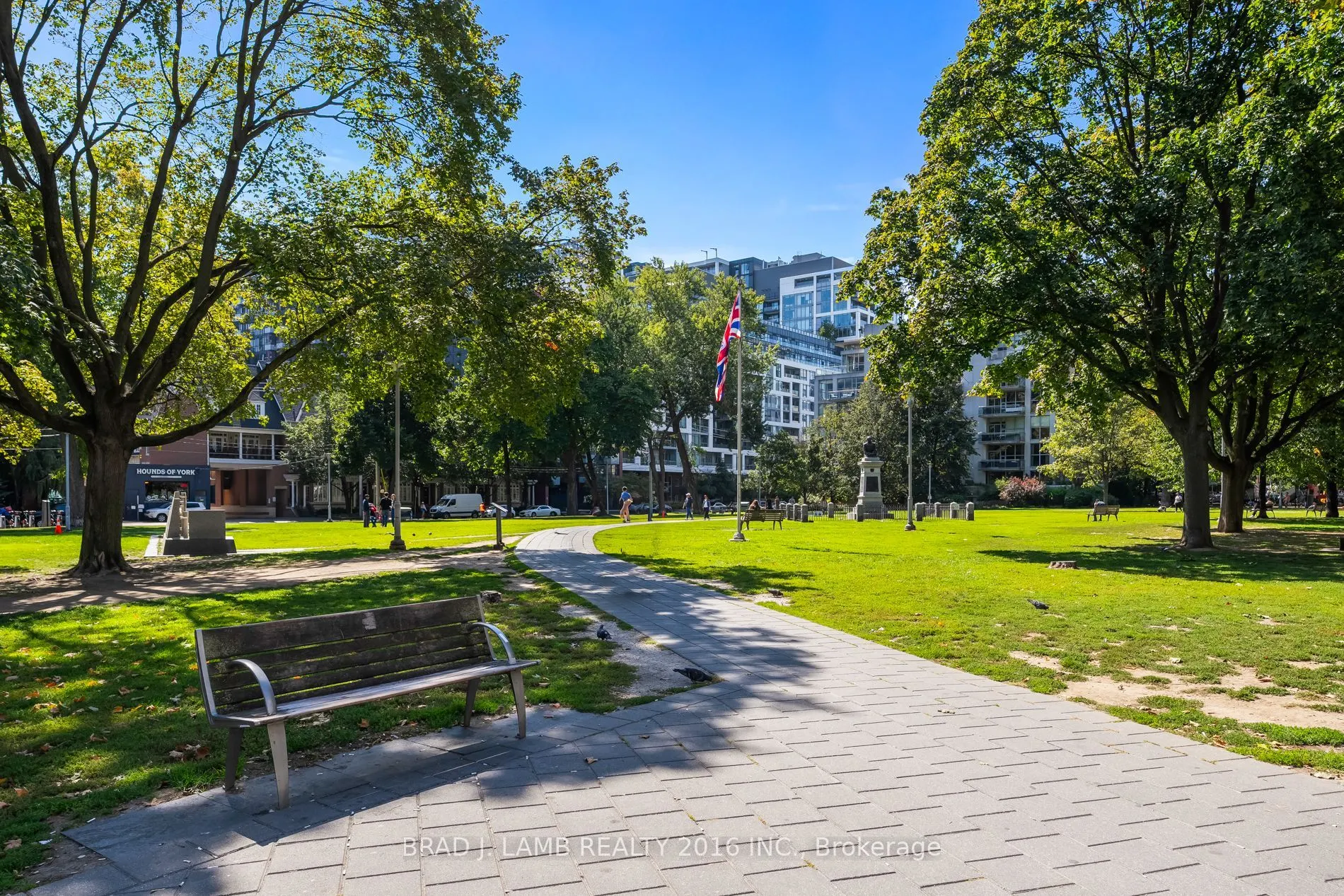 550 Front Street W, #428
