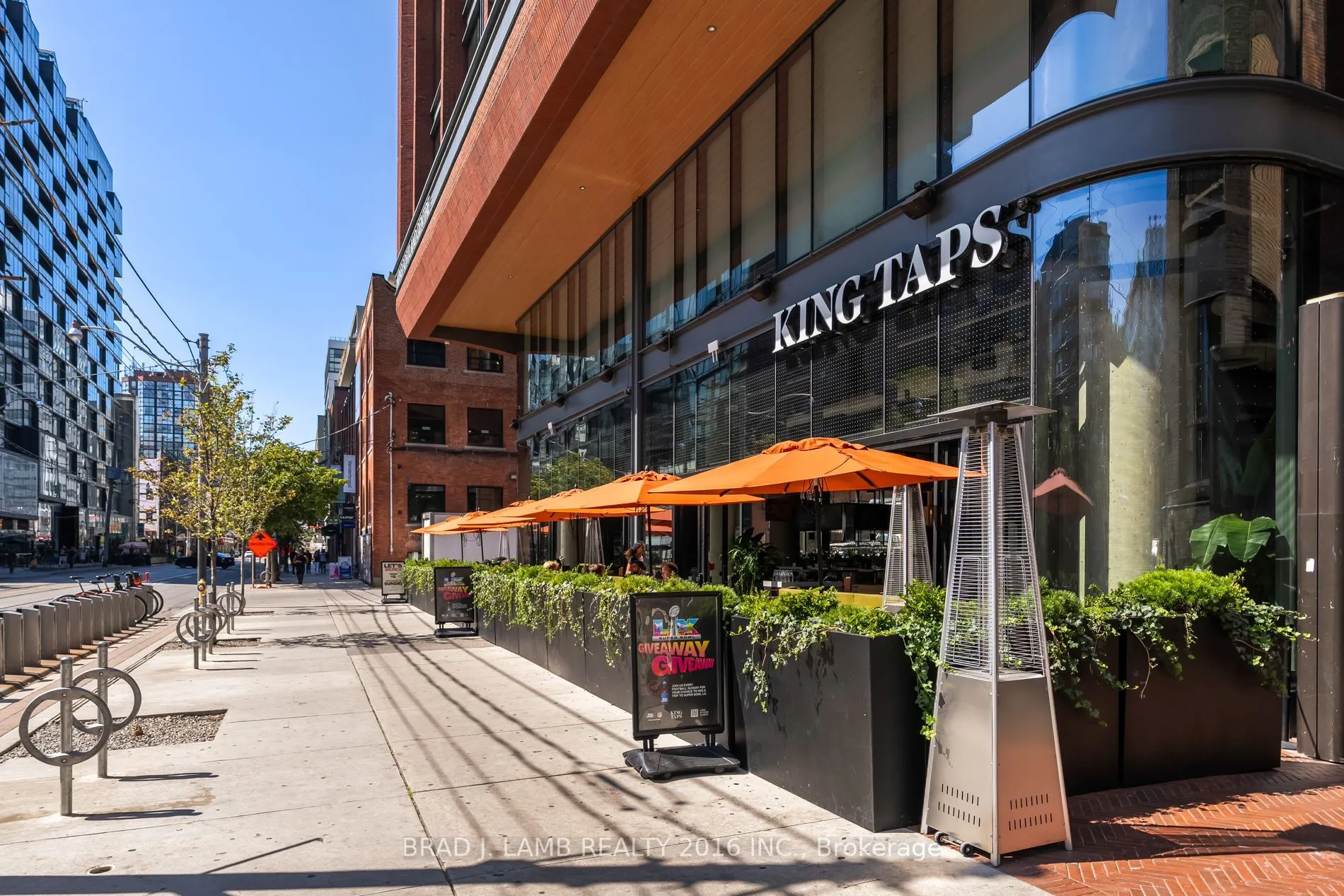 550 Front Street W, #428