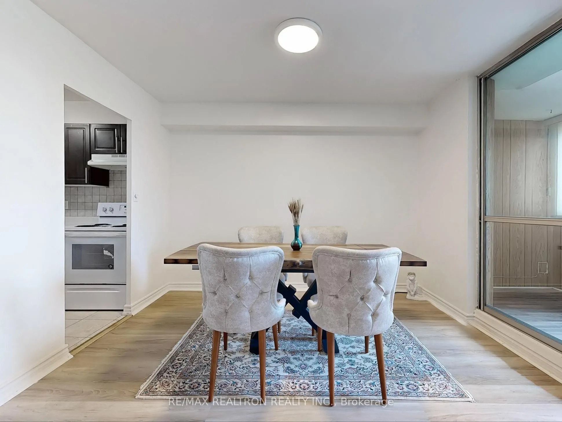 1 Massey Square, #2419