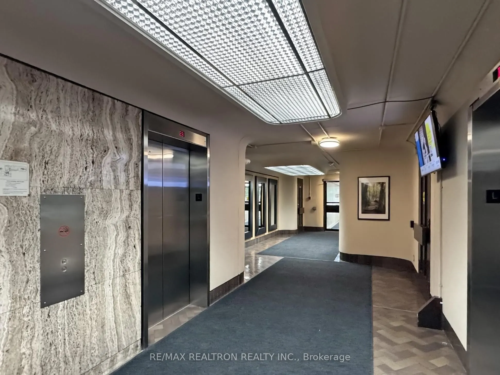 1 Massey Square, #2419