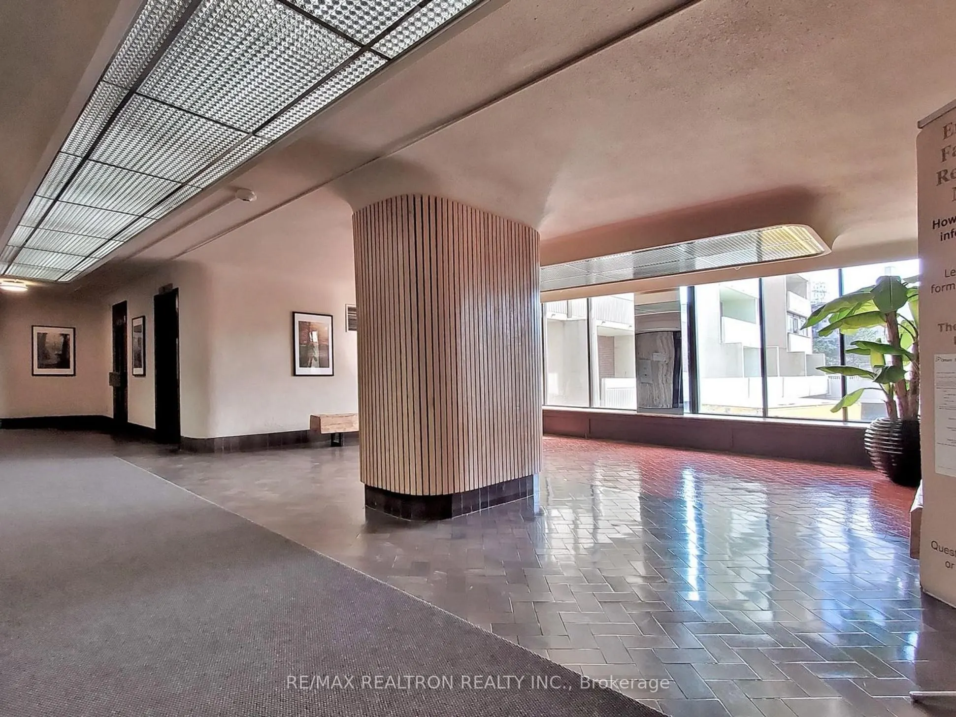 1 Massey Square, #2419