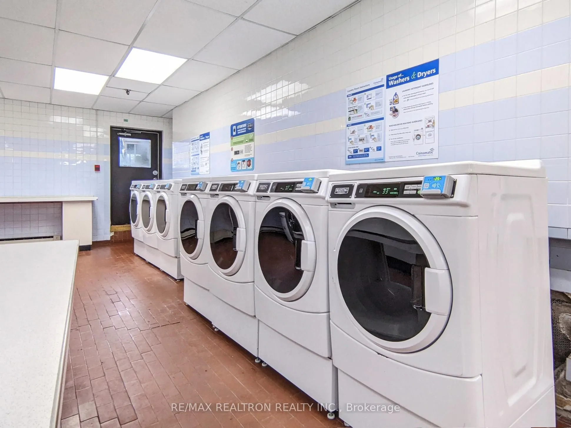 1 Massey Square, #2419