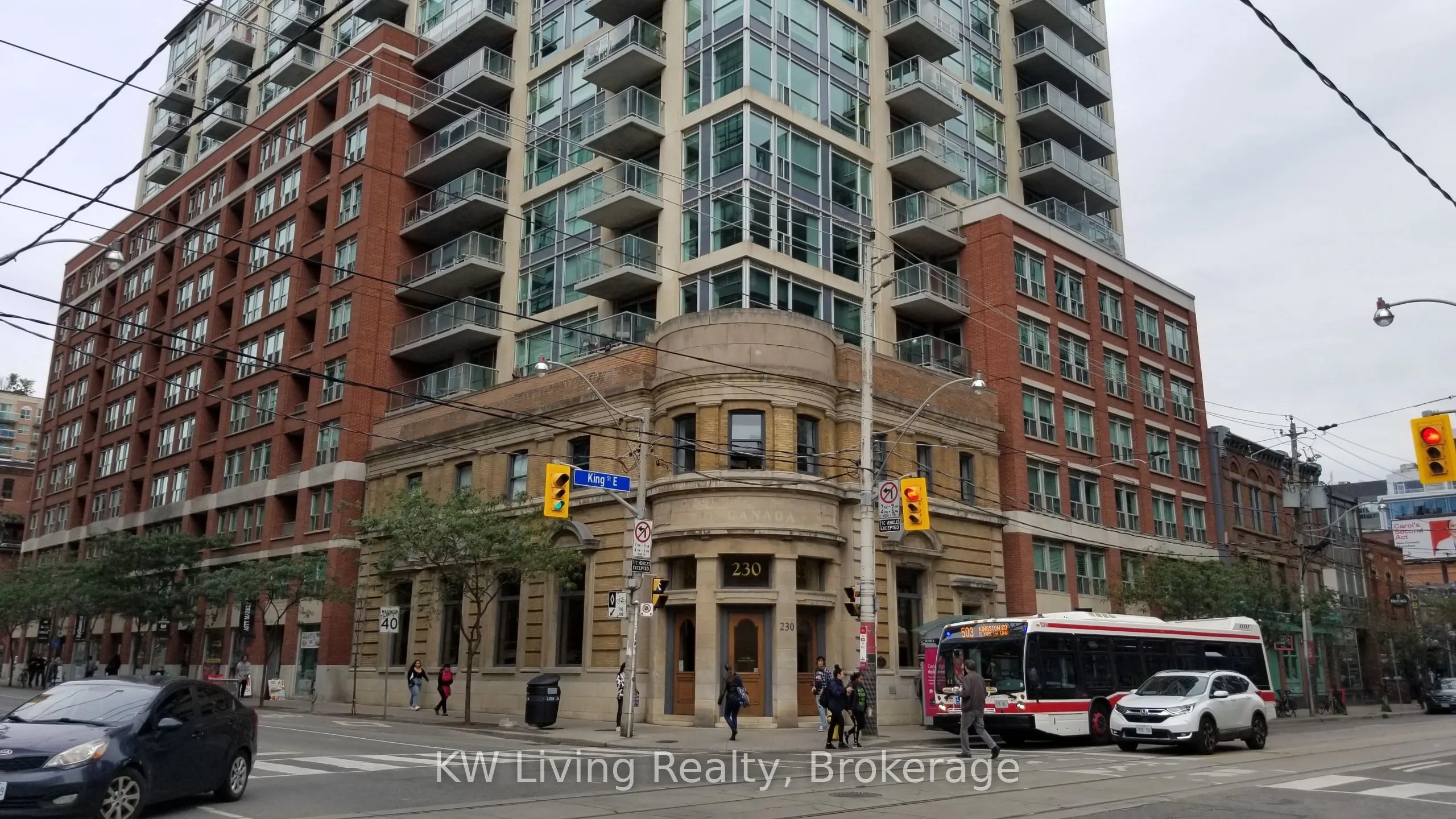 230 King Street E, #1121
