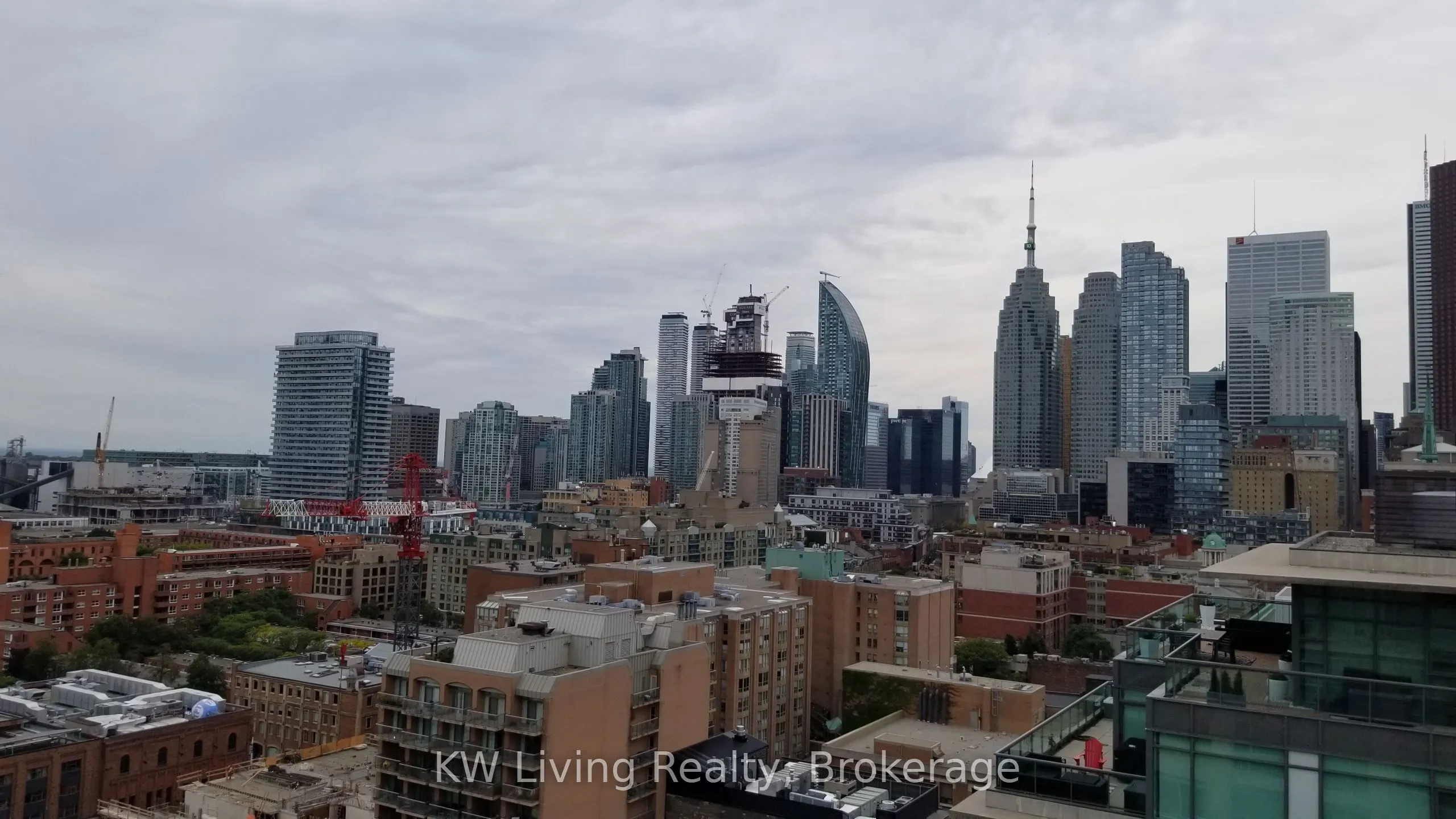 230 King Street E, #1121