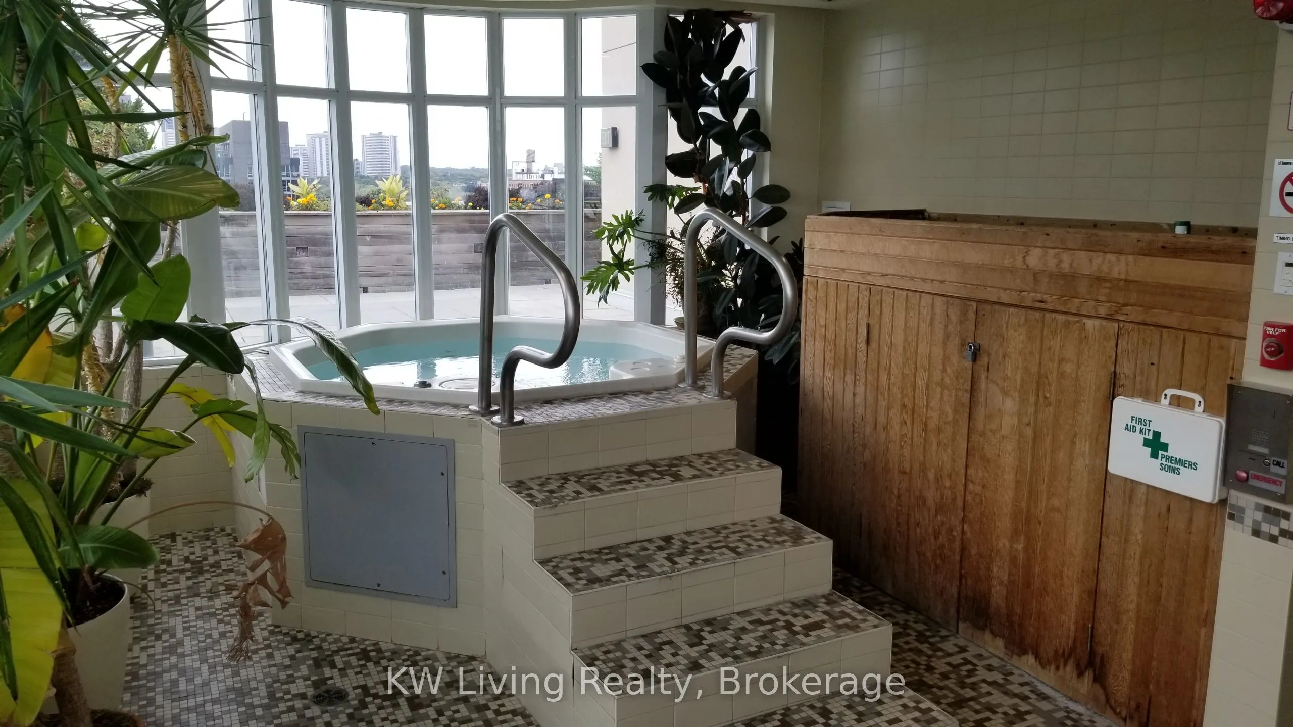 230 King Street E, #1121