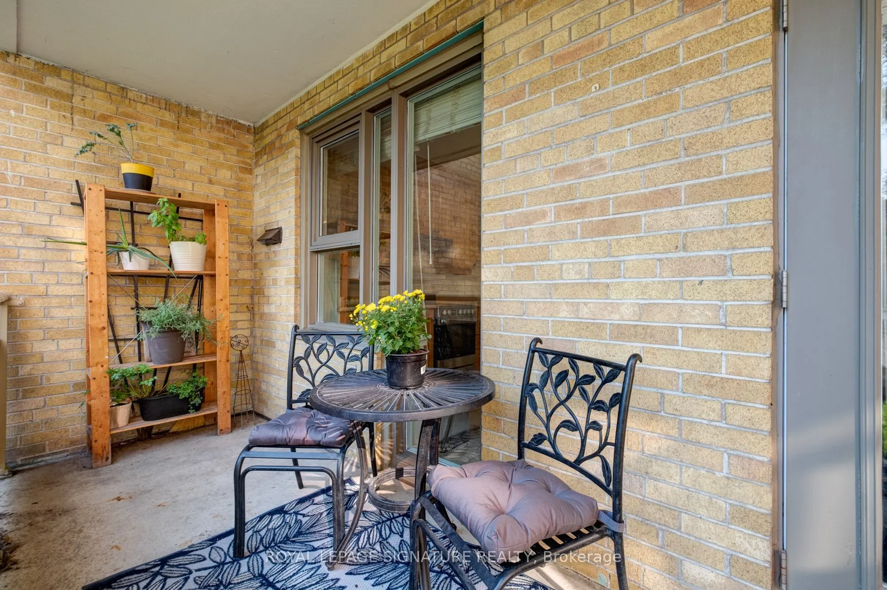 8 Corinth Gardens, #3