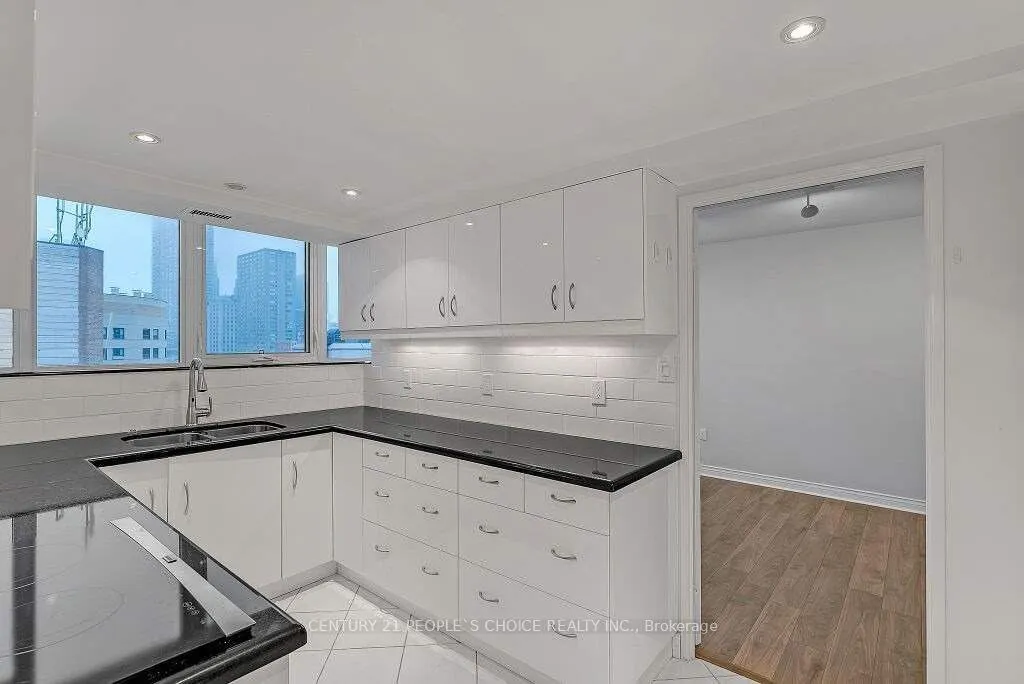 256 Jarvis Street, #14A