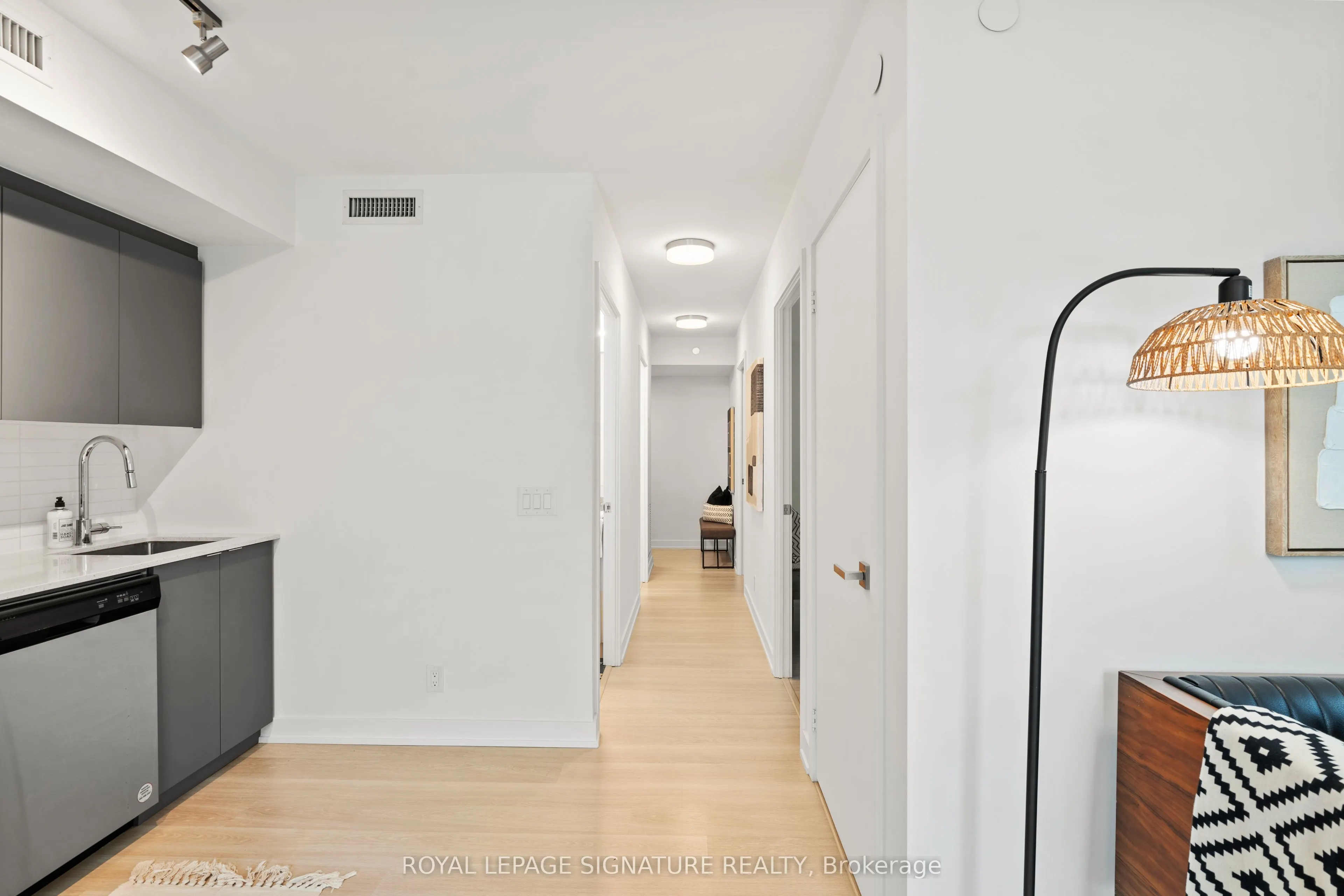 30 Tretti Way, #203