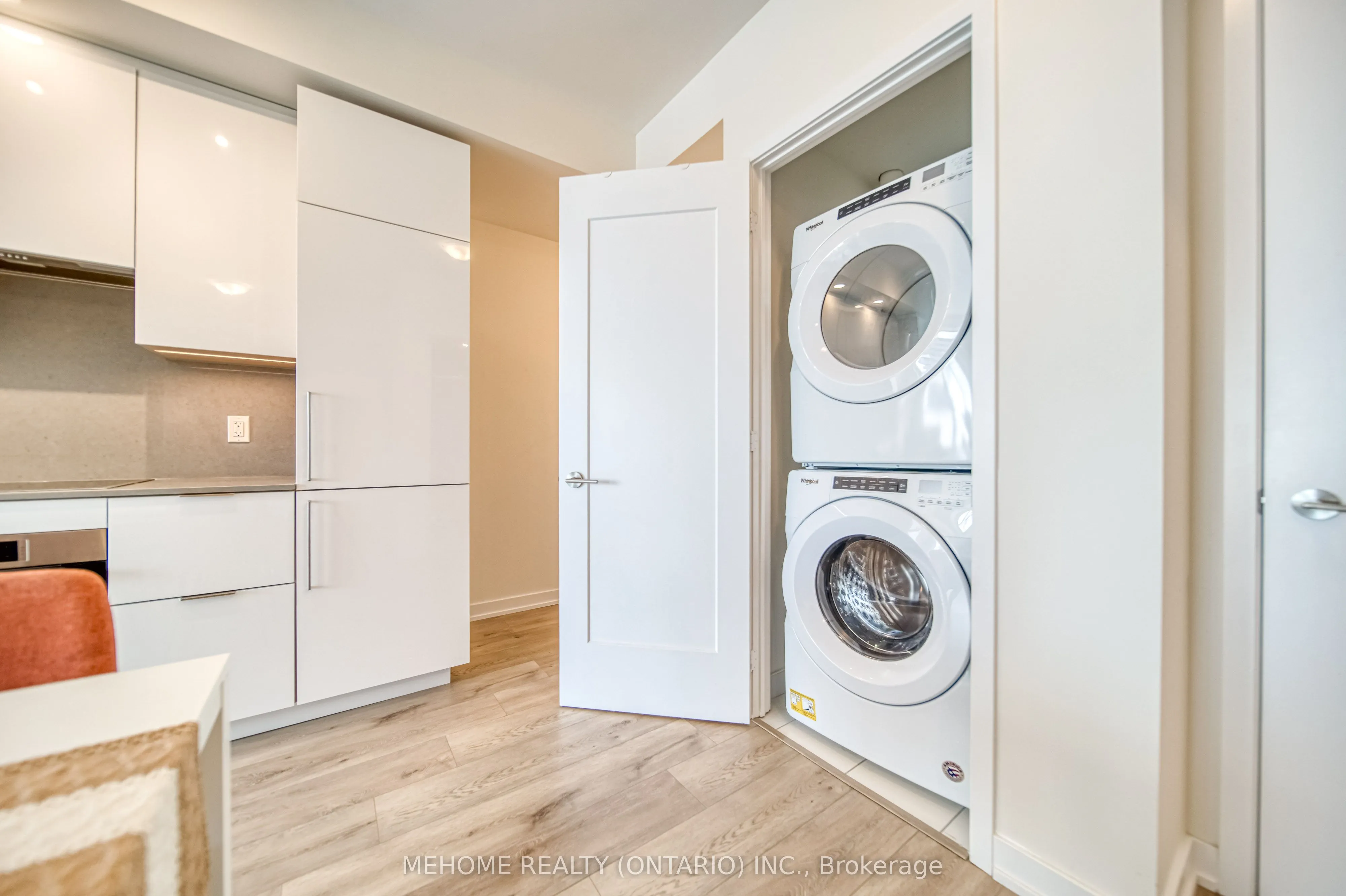 28 Freeland Street, #1501