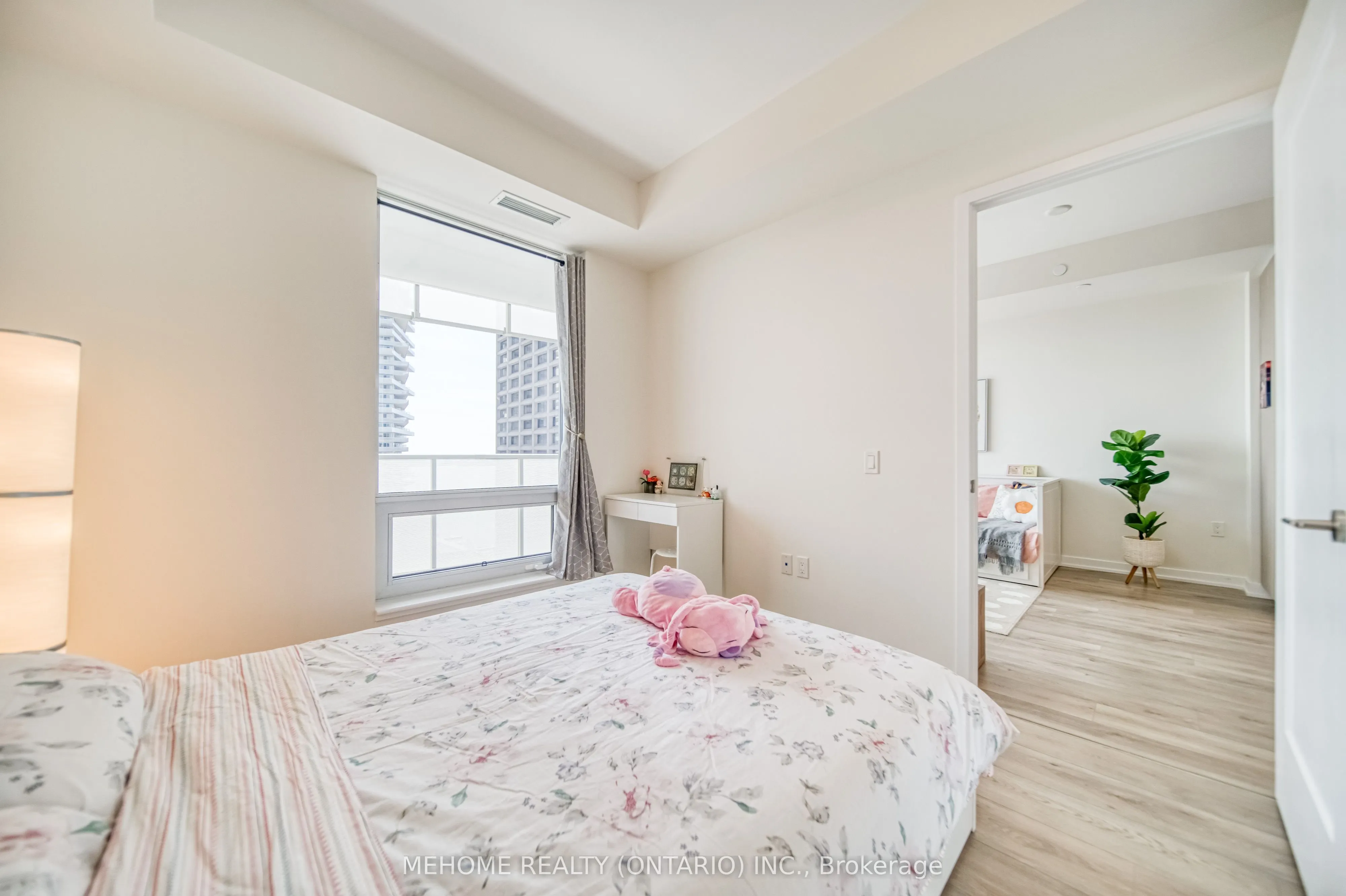 28 Freeland Street, #1501