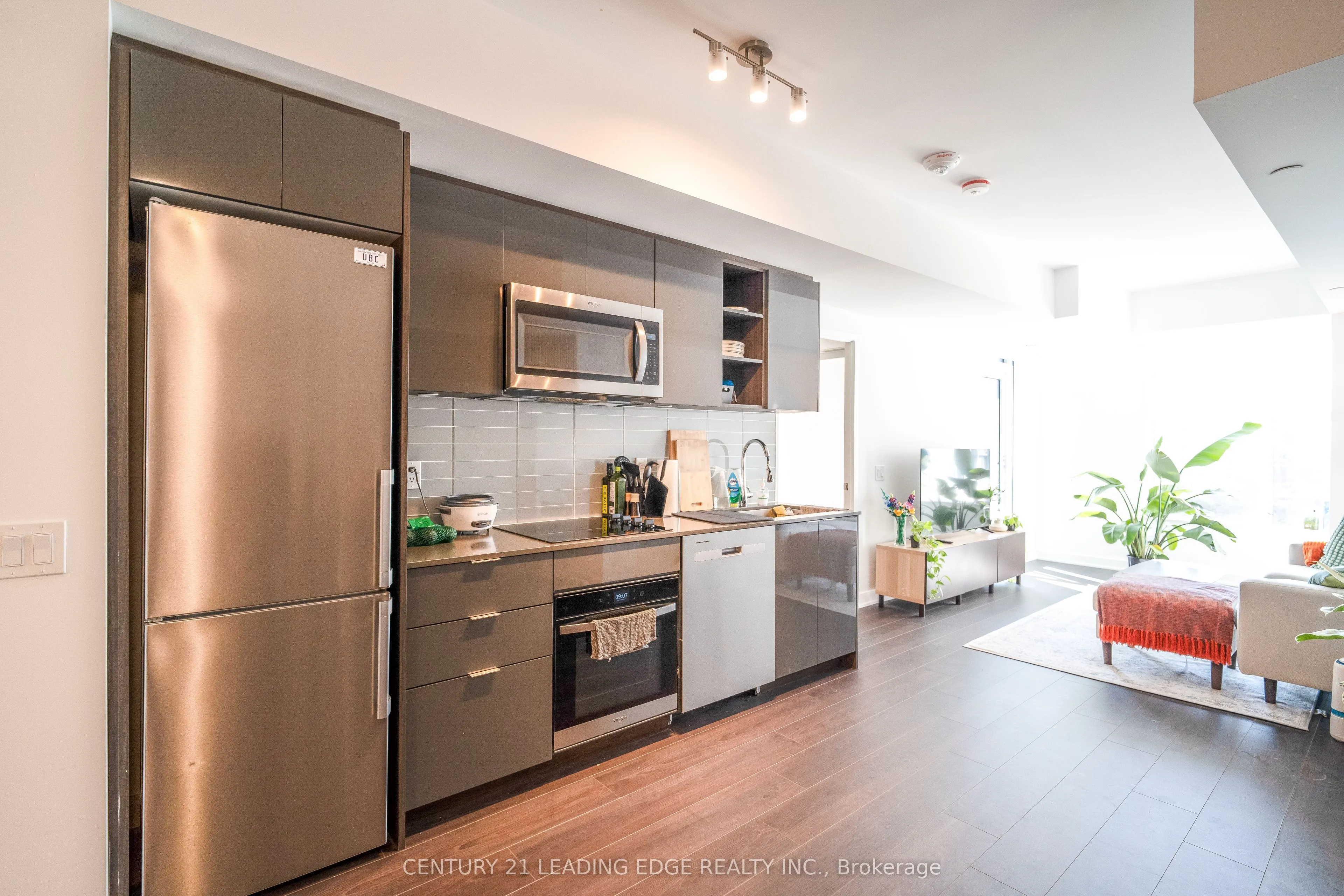 543 RICHMOND Street W, #712