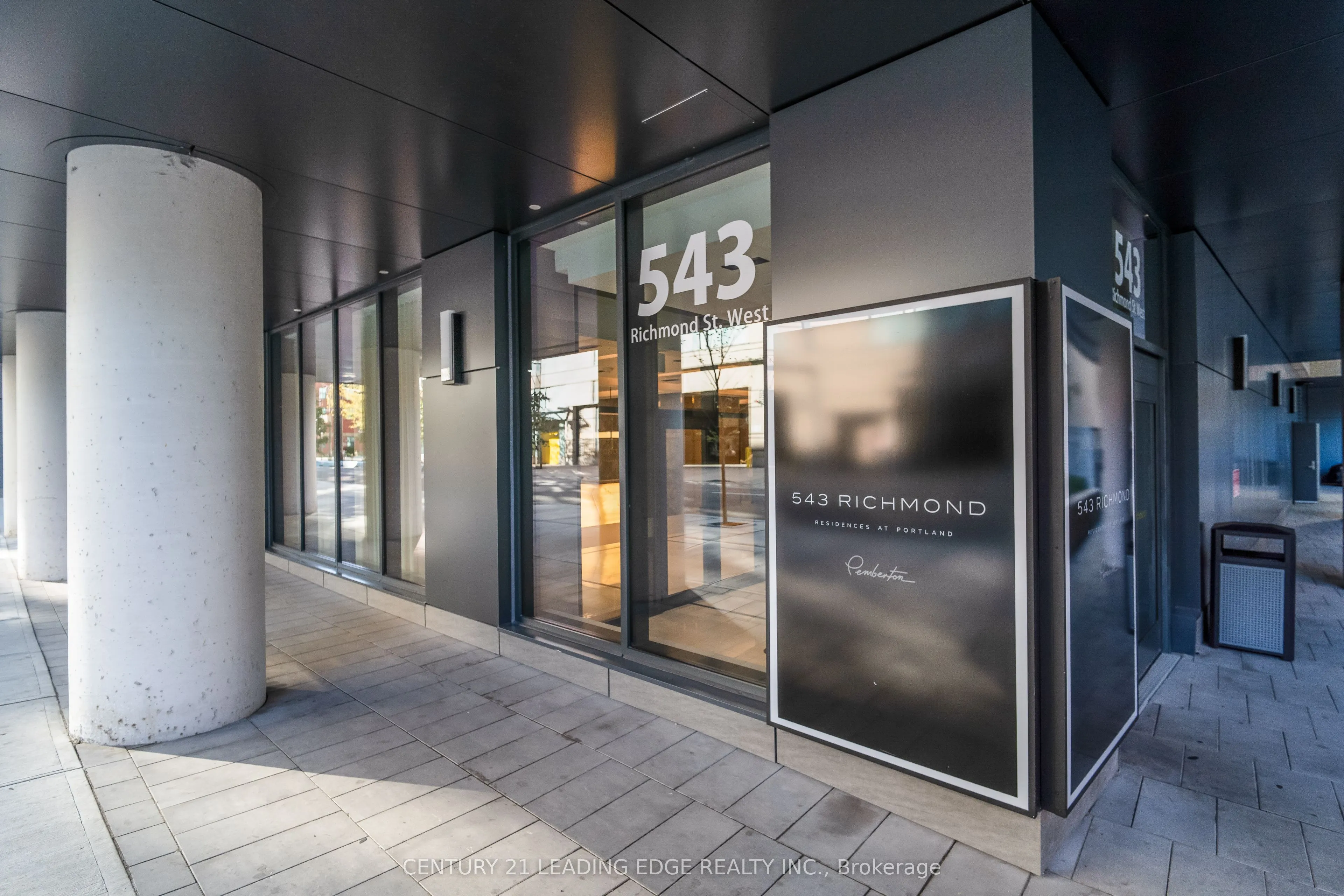 543 RICHMOND Street W, #712