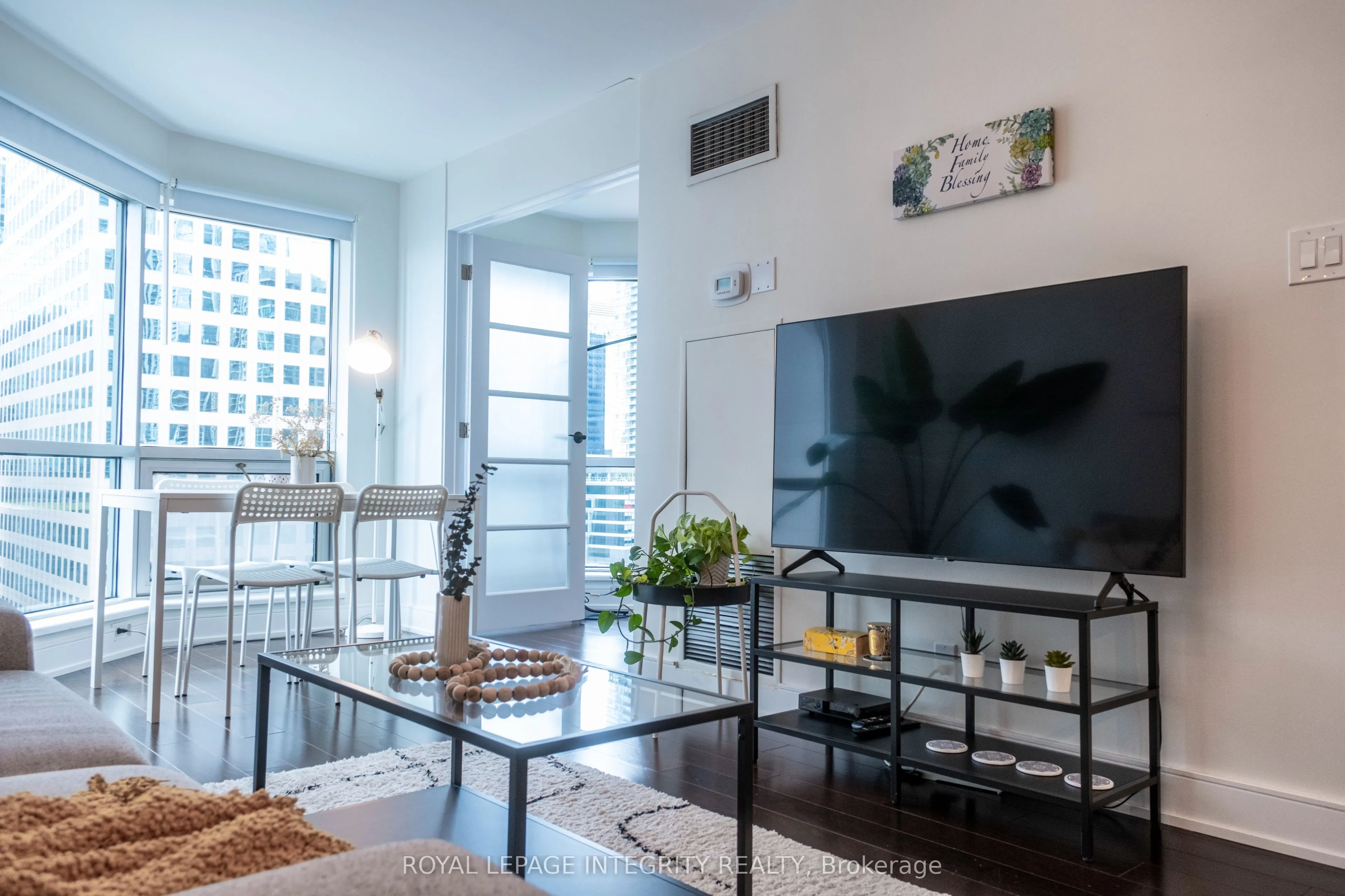 10 Queens Quay W, #1410