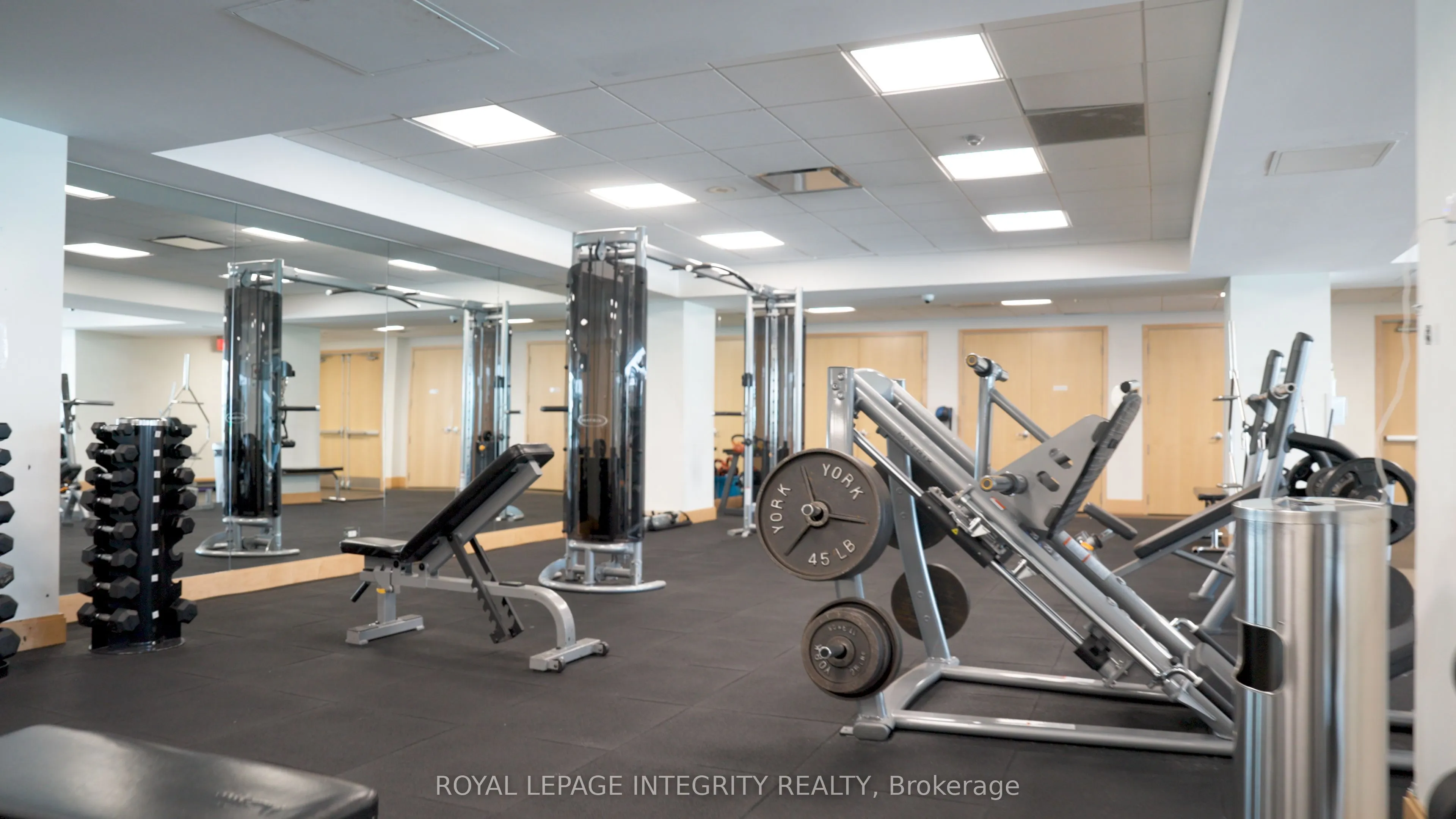 10 Queens Quay W, #1410