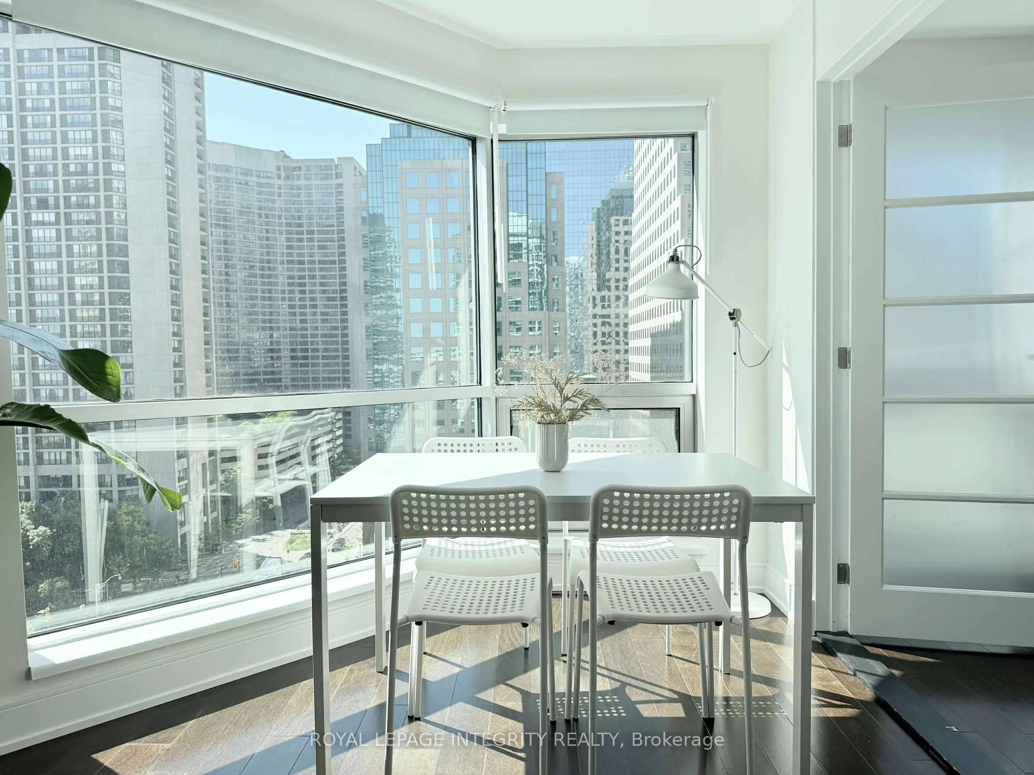 10 Queens Quay W, #1410