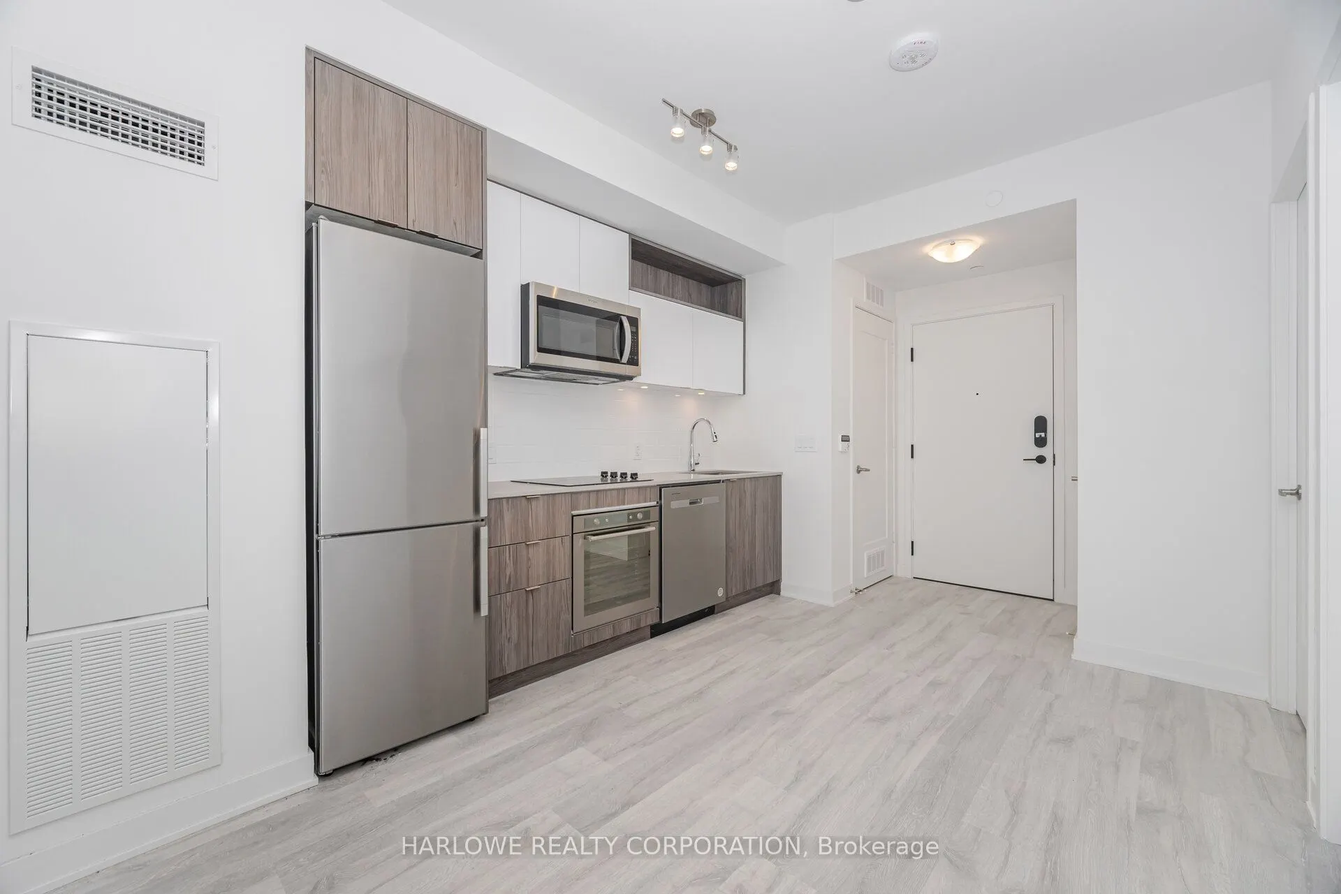 60 Princess Street, #620 SE