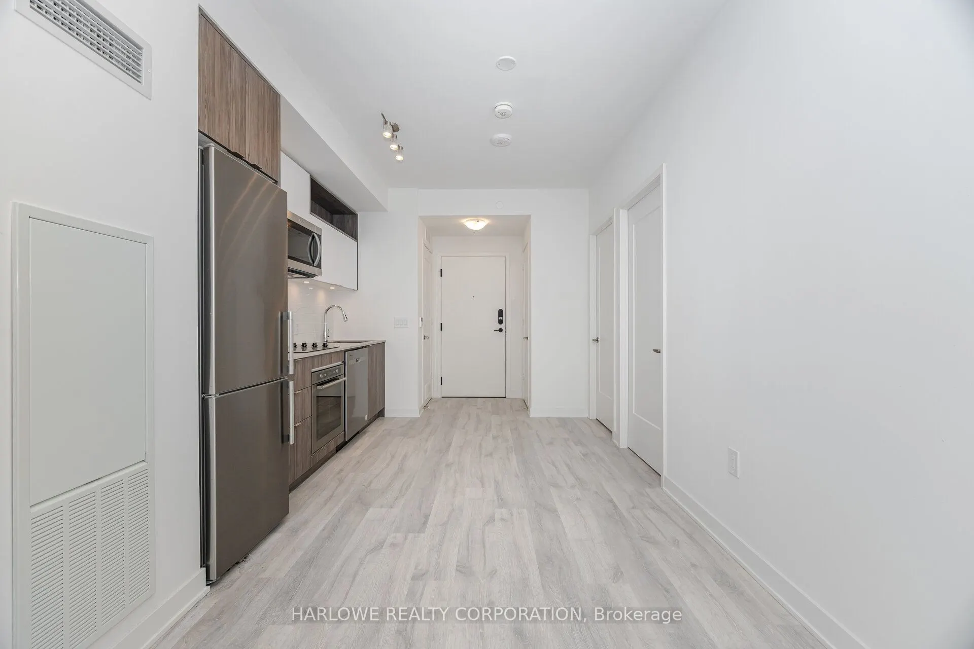 60 Princess Street, #620 SE