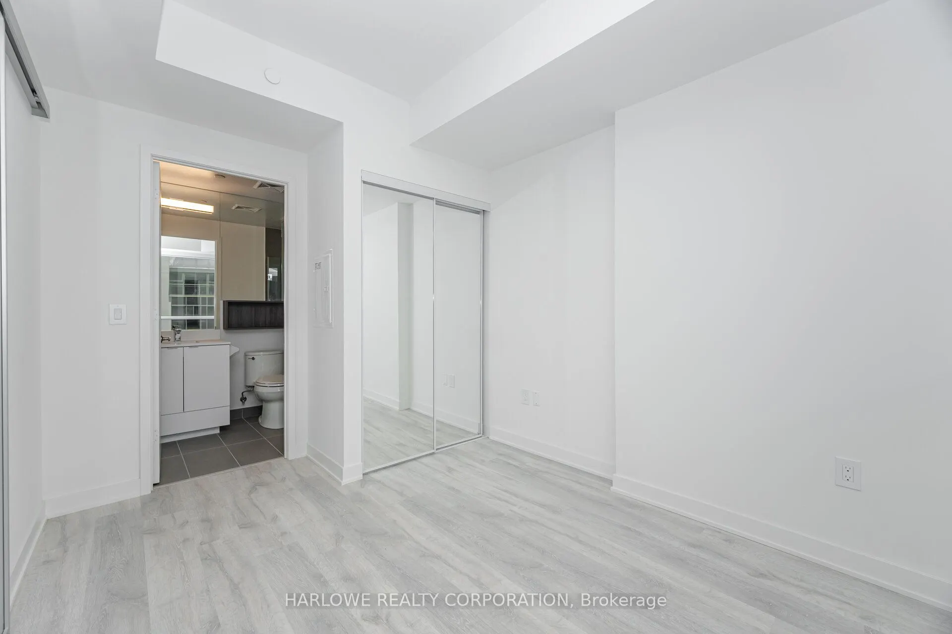 60 Princess Street, #620 SE