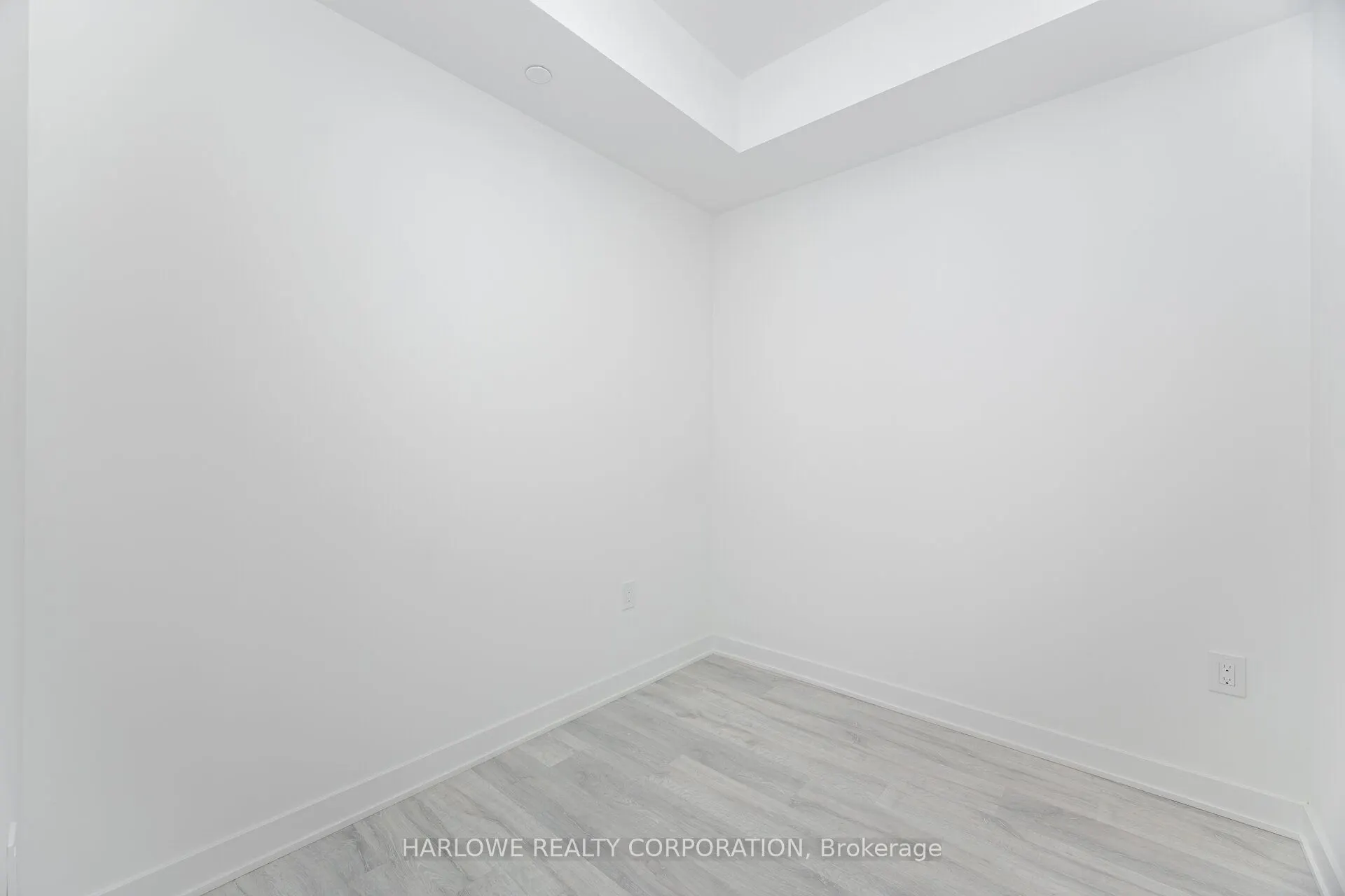60 Princess Street, #620 SE