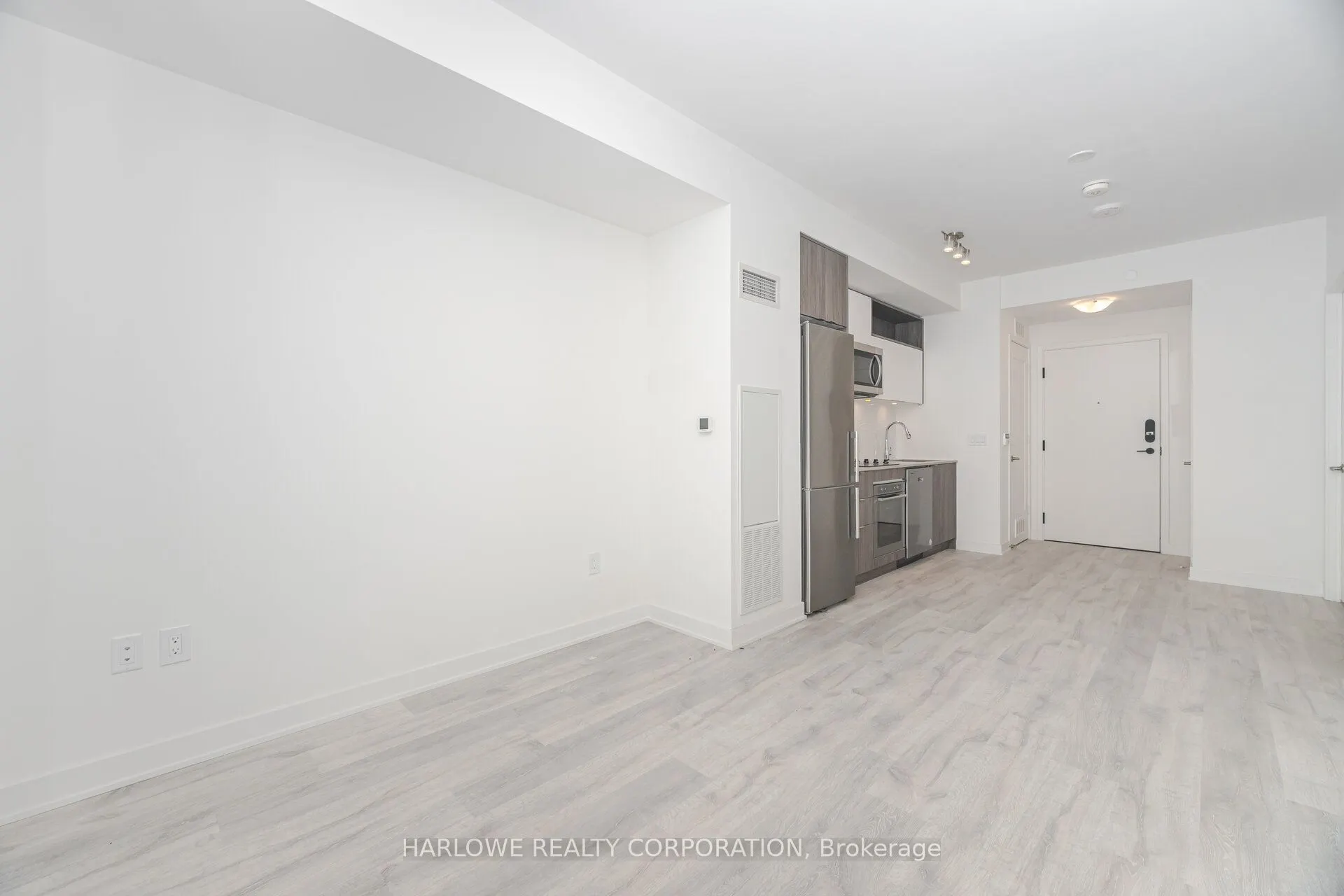 60 Princess Street, #620 SE