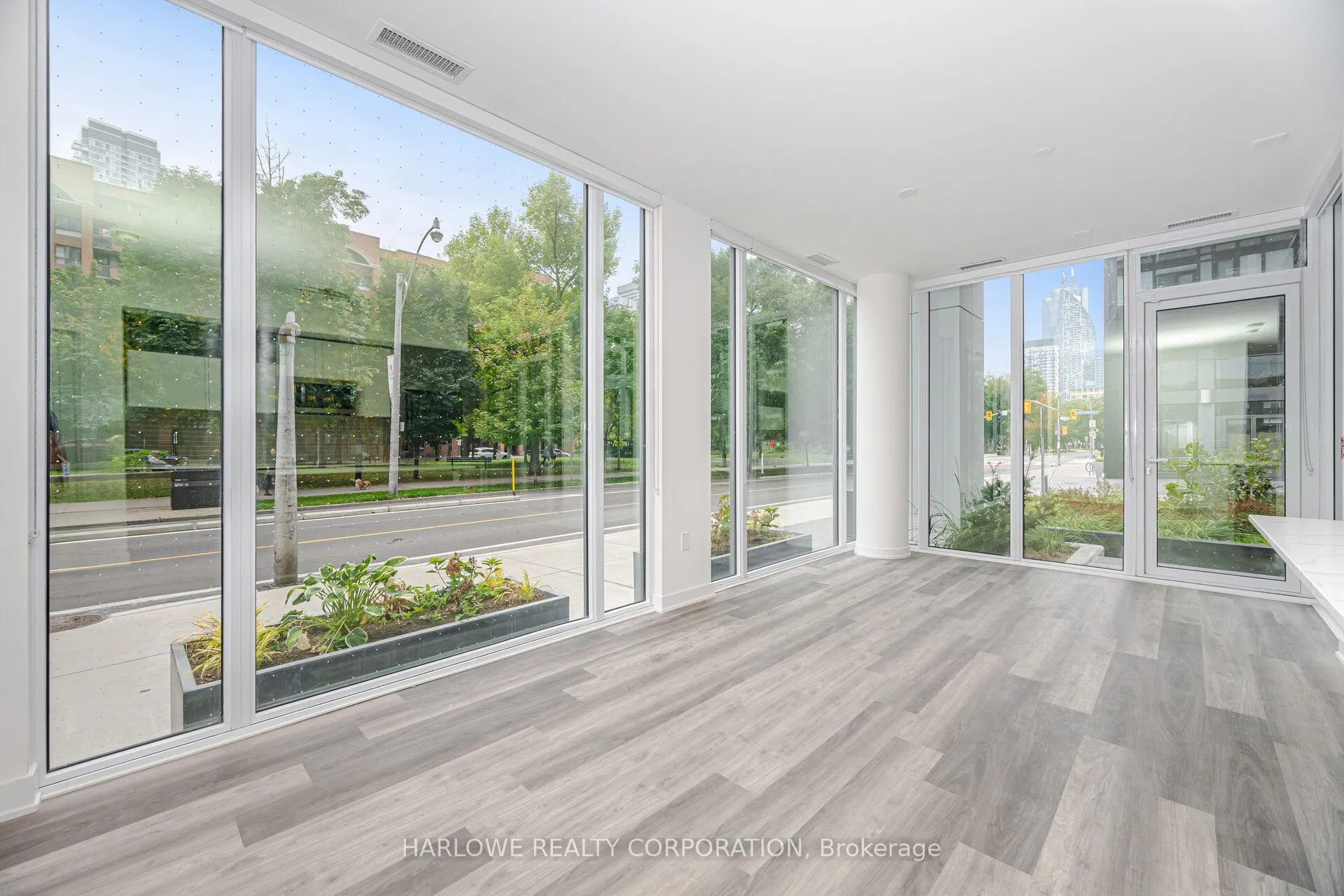 60 Princess Street, #107 Se