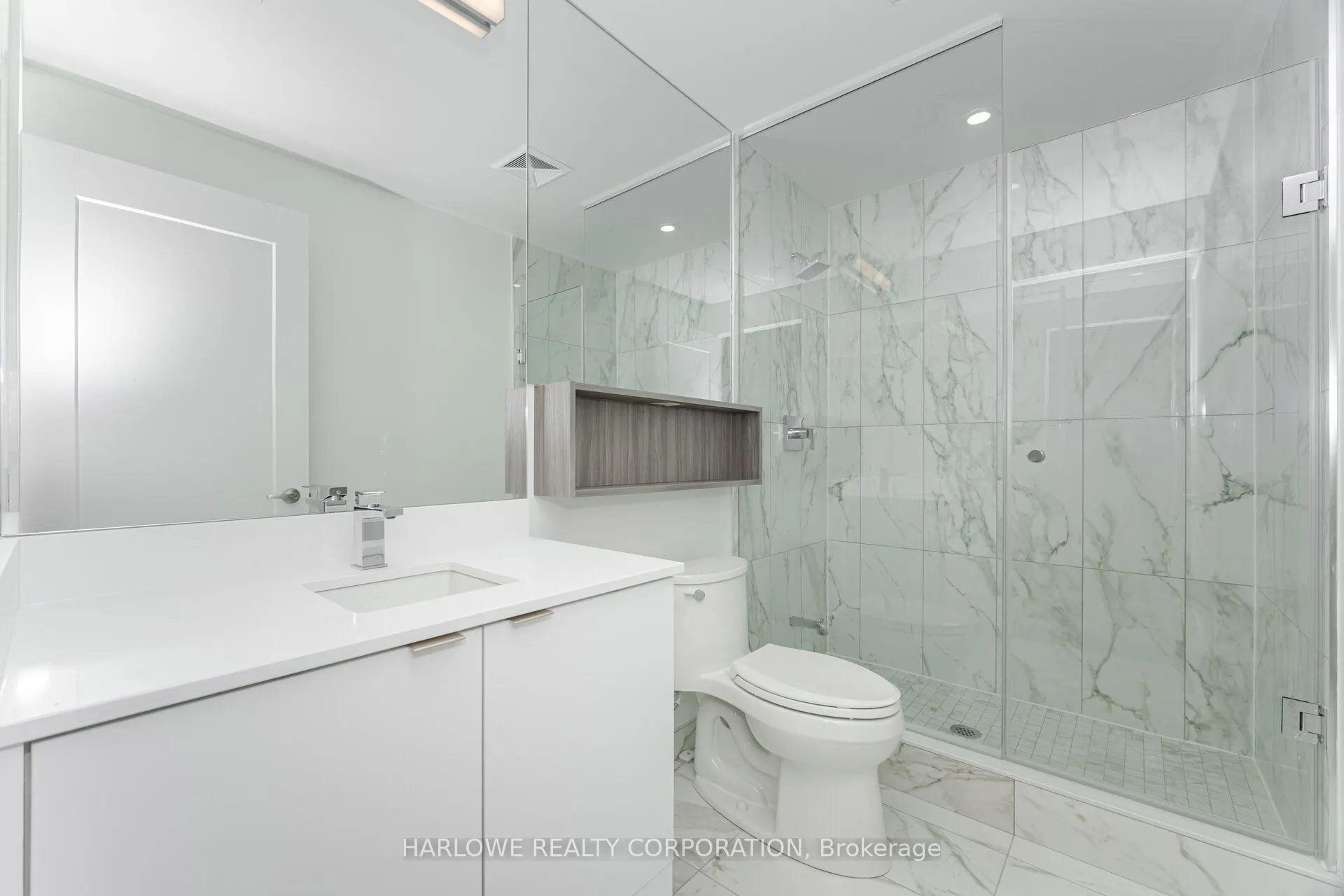 60 Princess Street, #107 Se