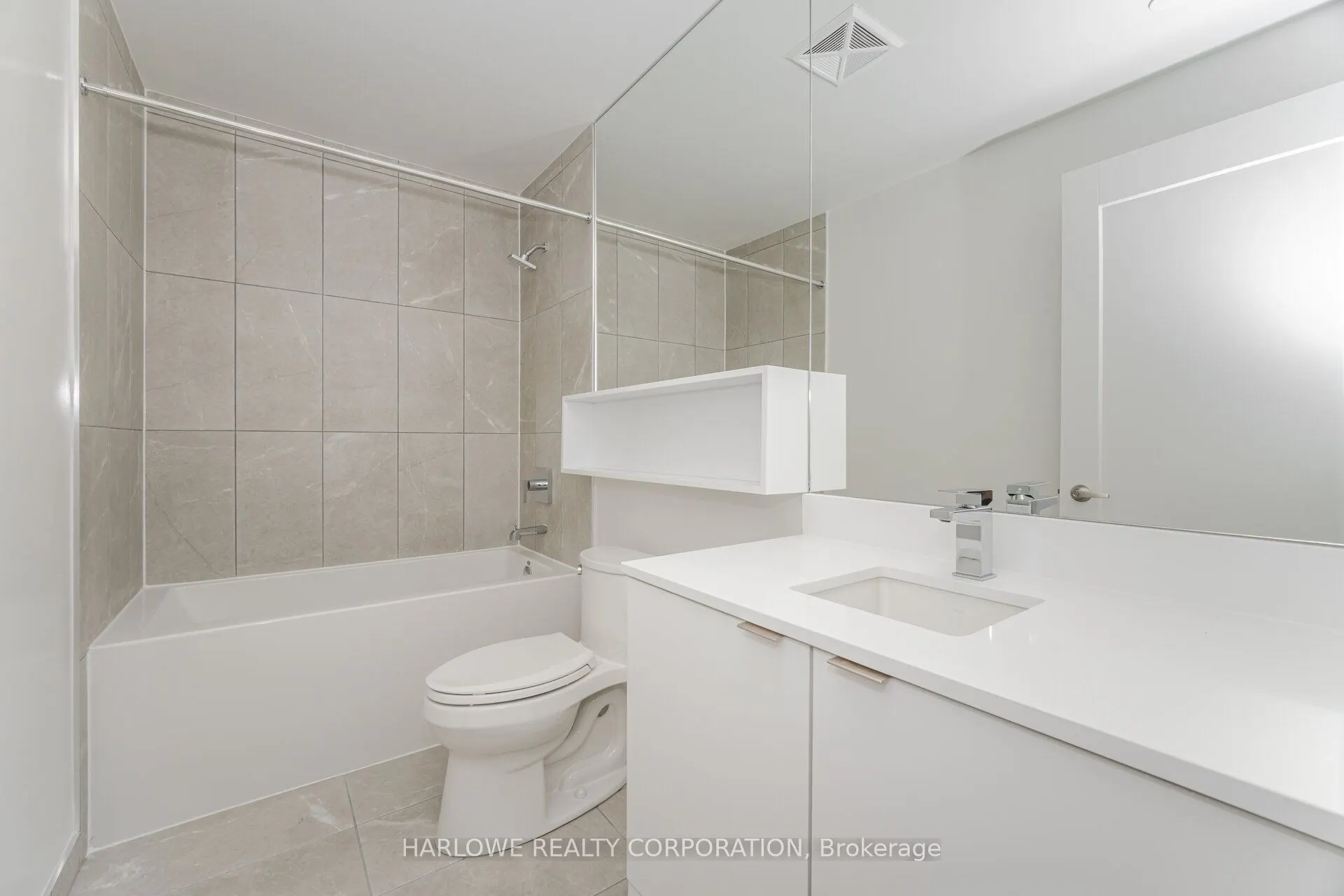 60 Princess Street, #107 Se