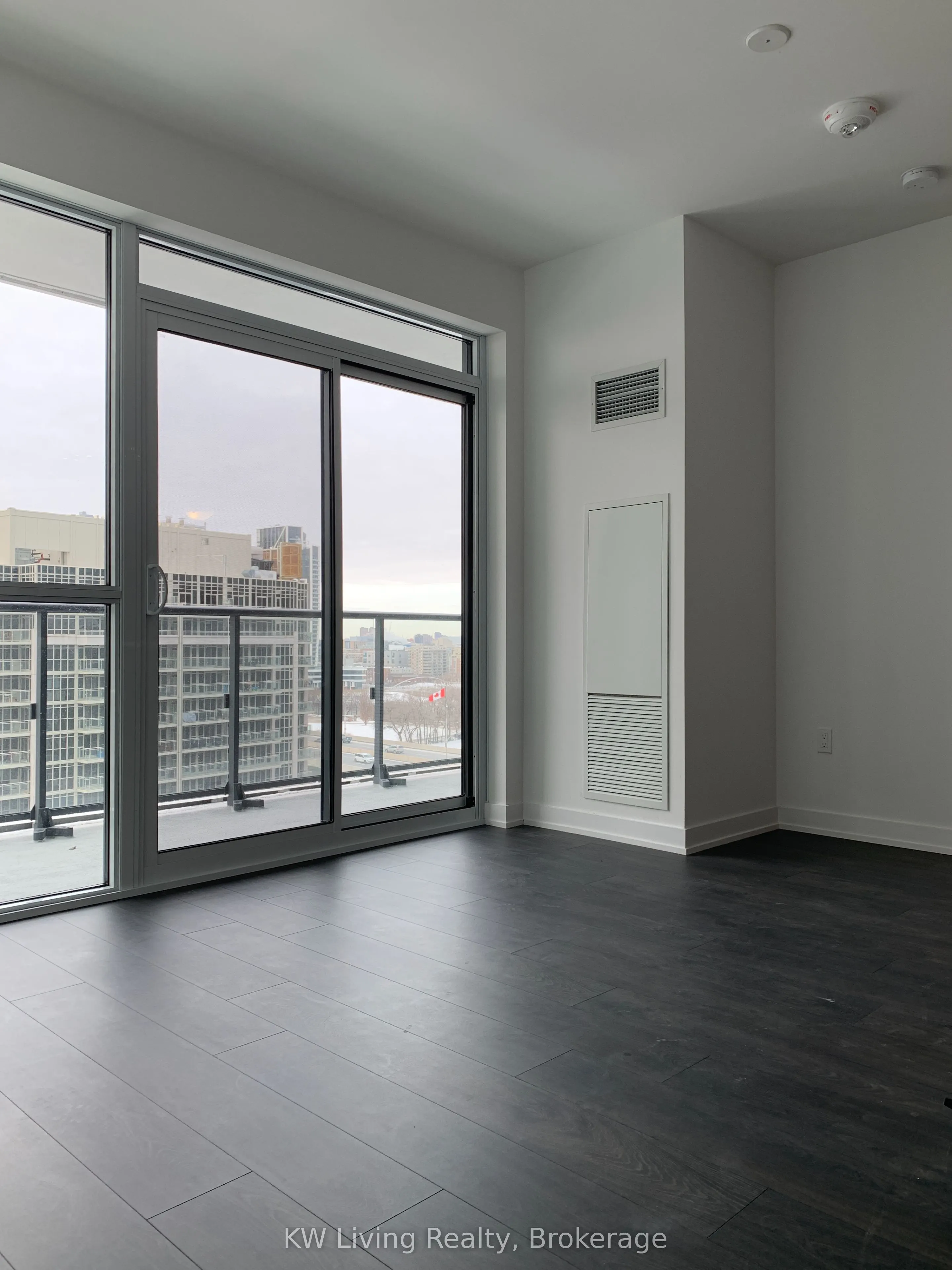 38 Iannuzzi Street, #1712