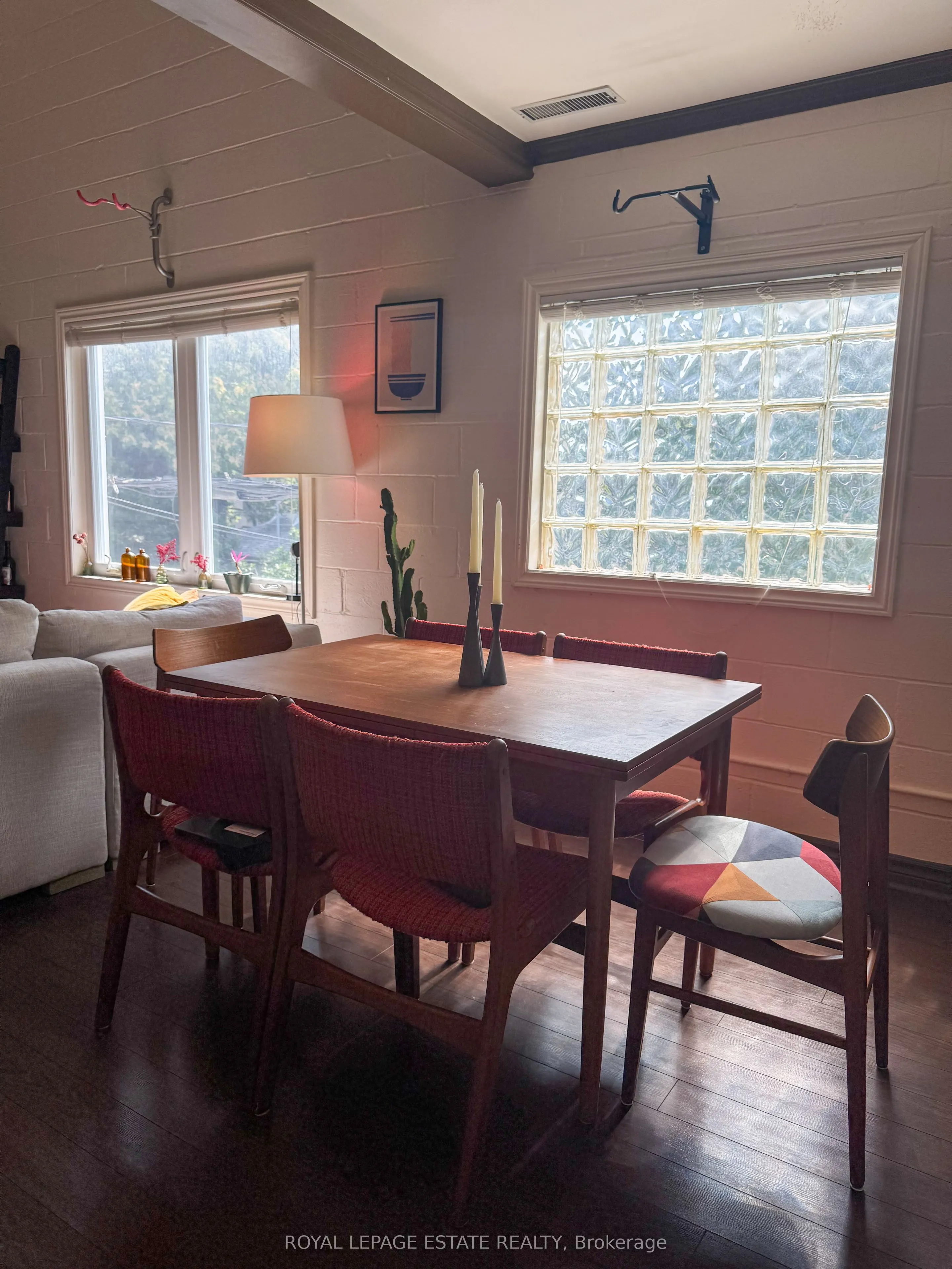 325 Queen Street E, #2D