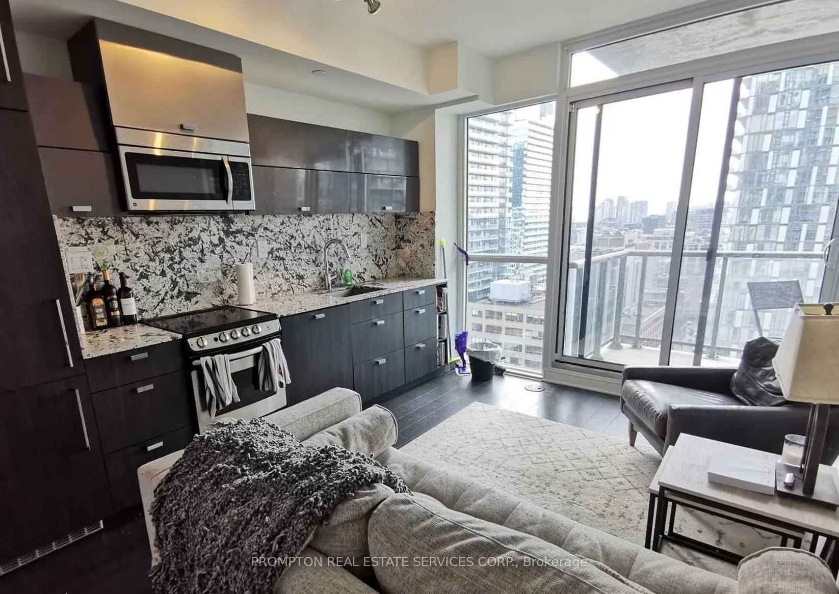 290 Adelaide Street W, #3612
