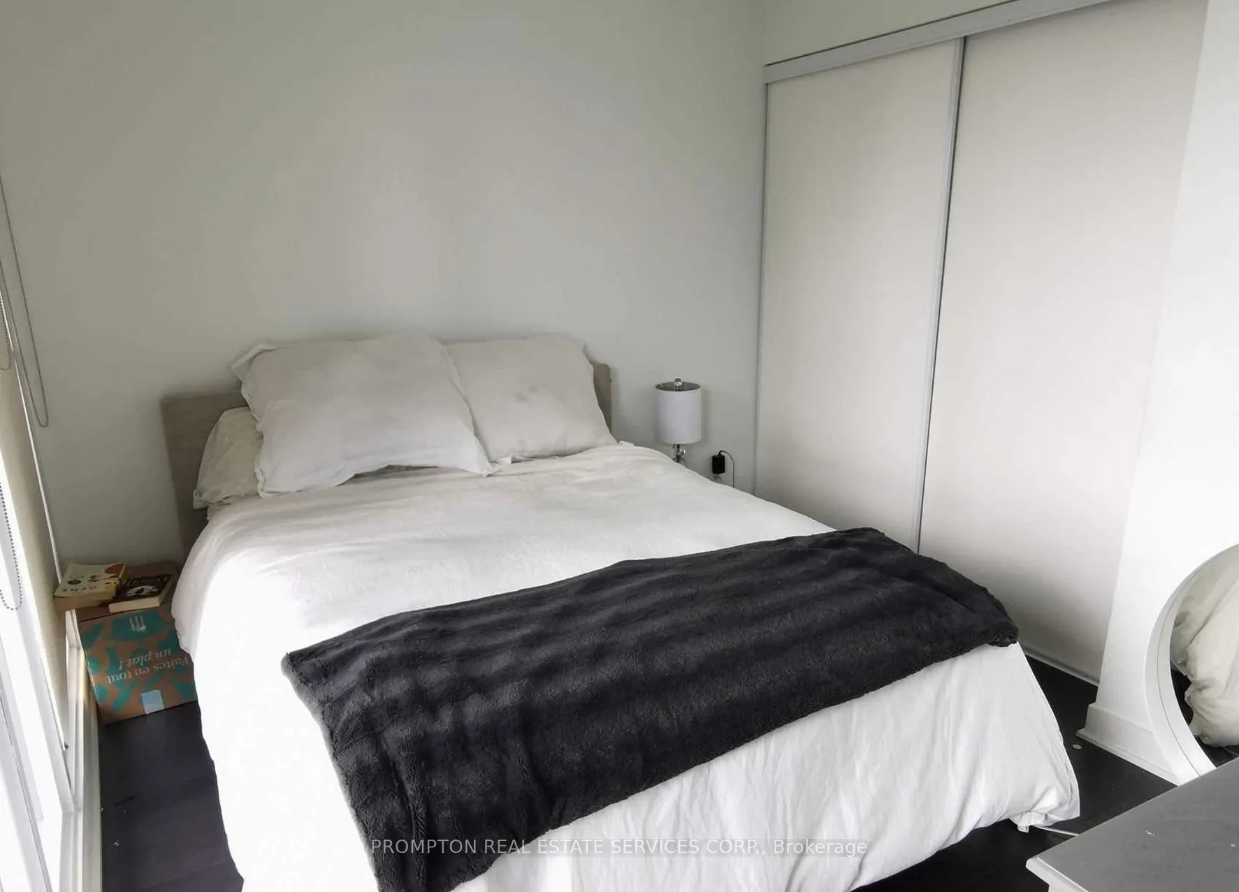 290 Adelaide Street W, #3612