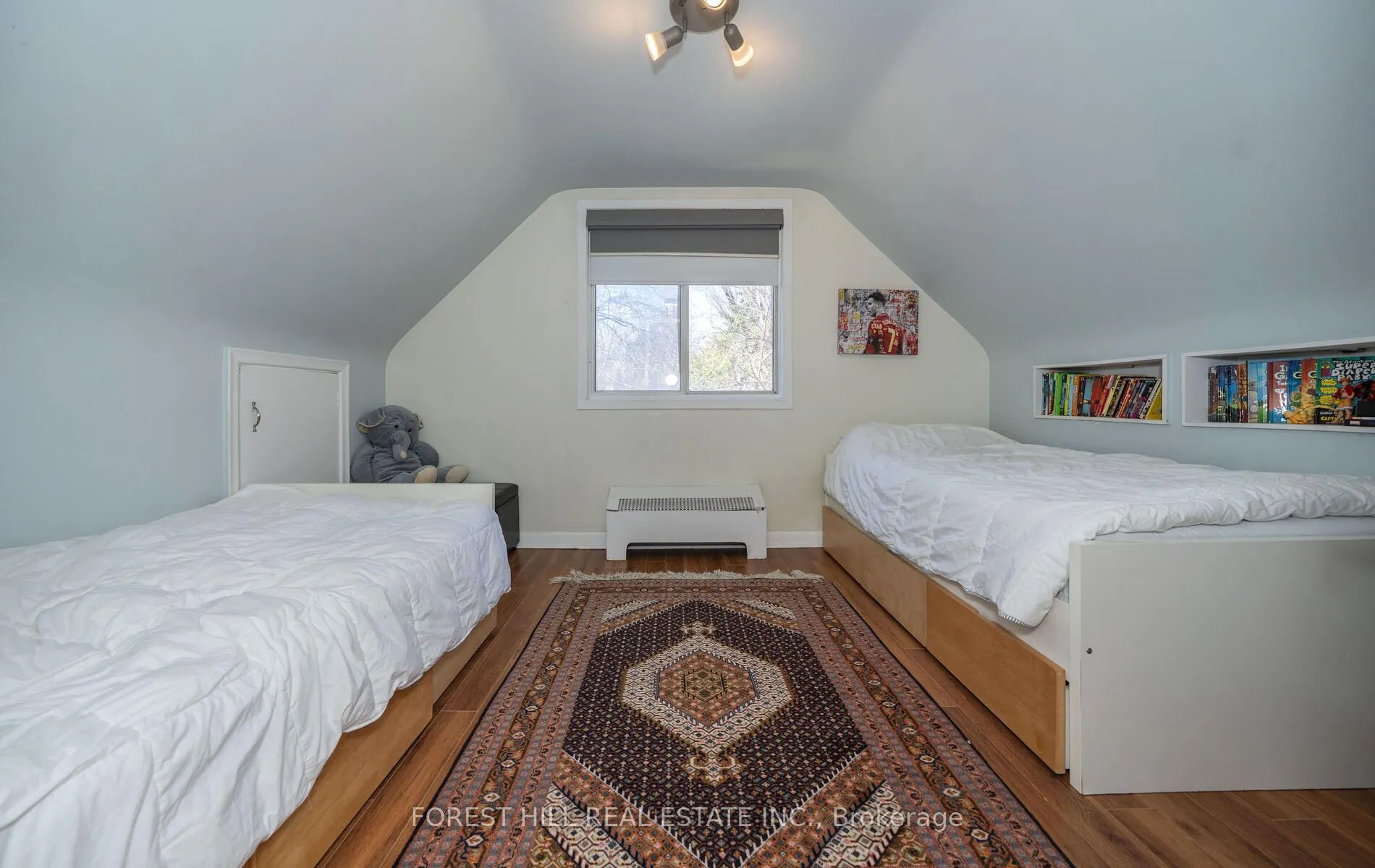 92 Avondale Avenue