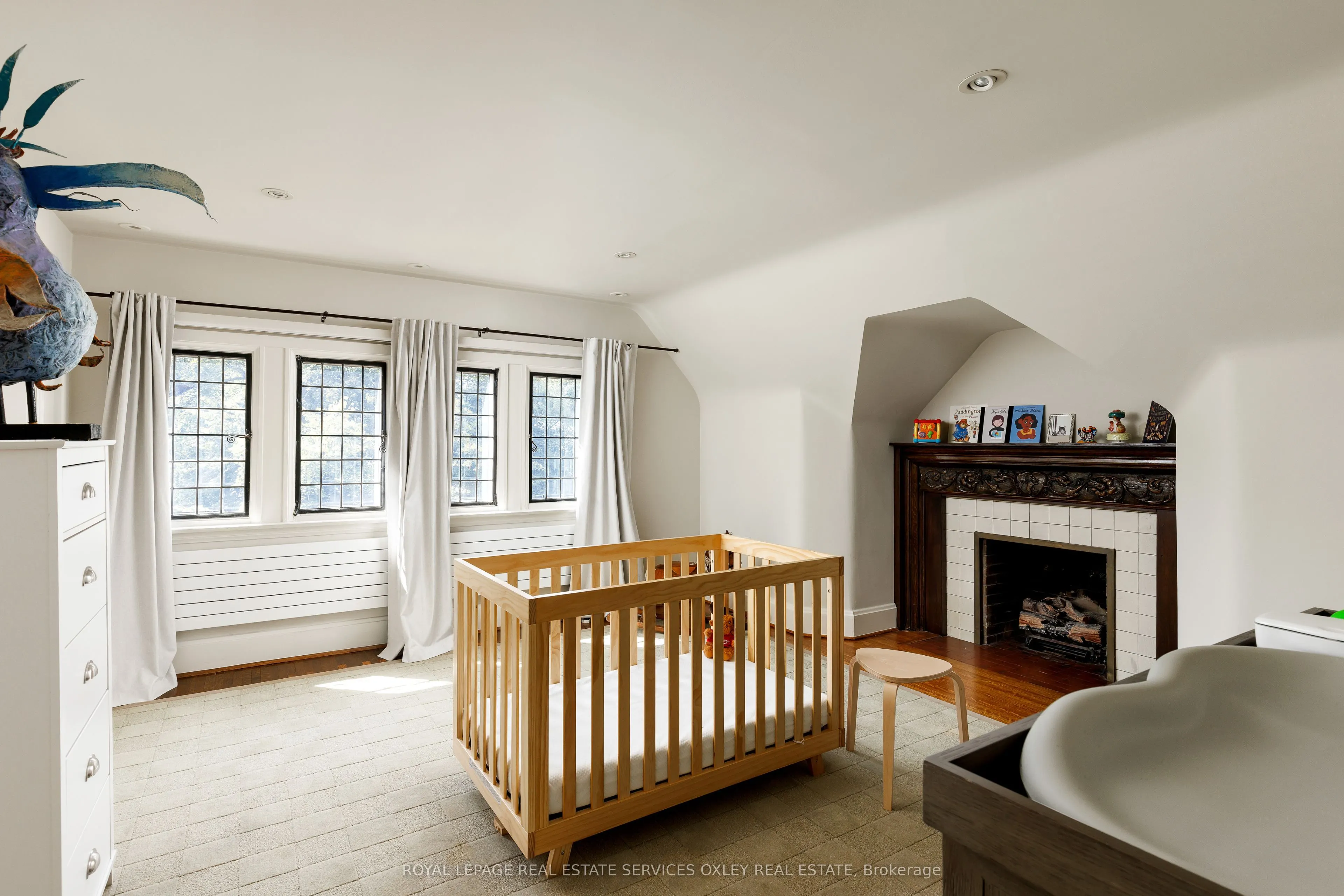 5 Thornwood Road
