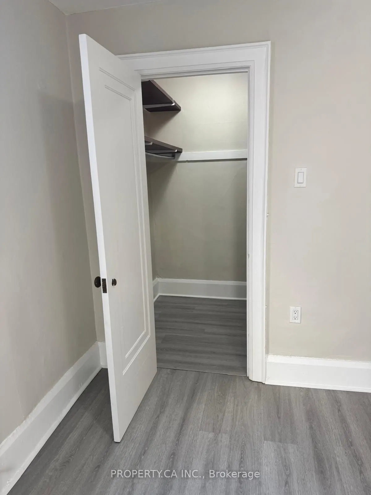 781 St Clair Avenue W, #3