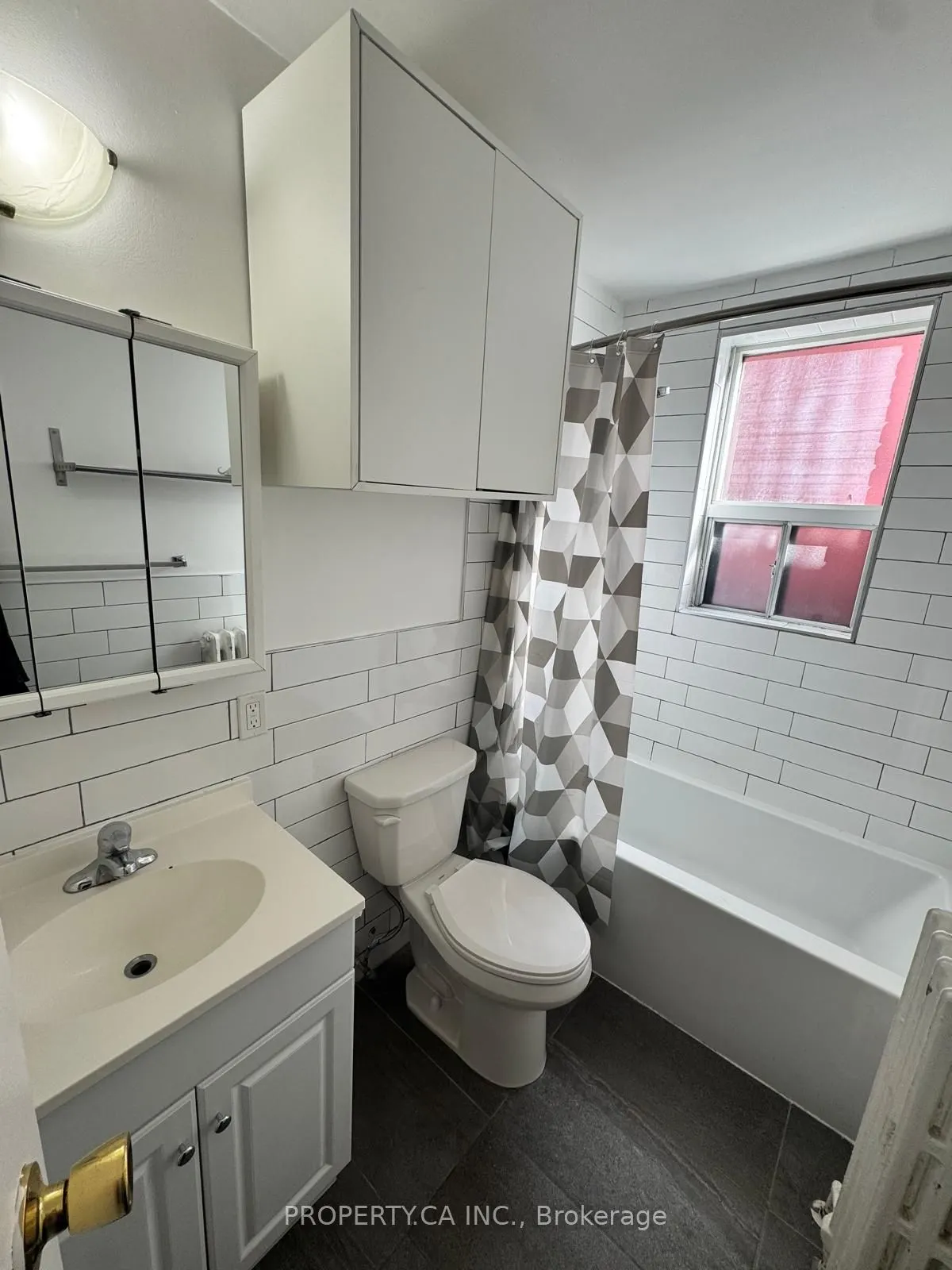 781 St Clair Avenue W, #3