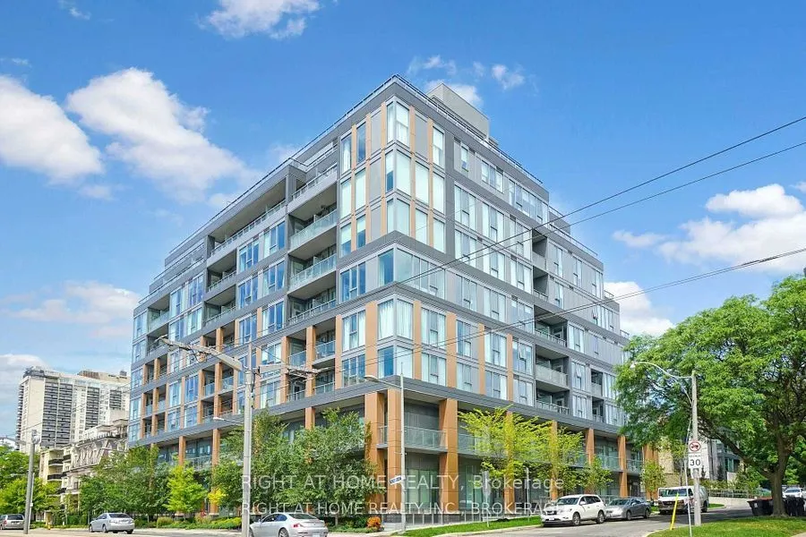6 Parkwood Avenue, #715
