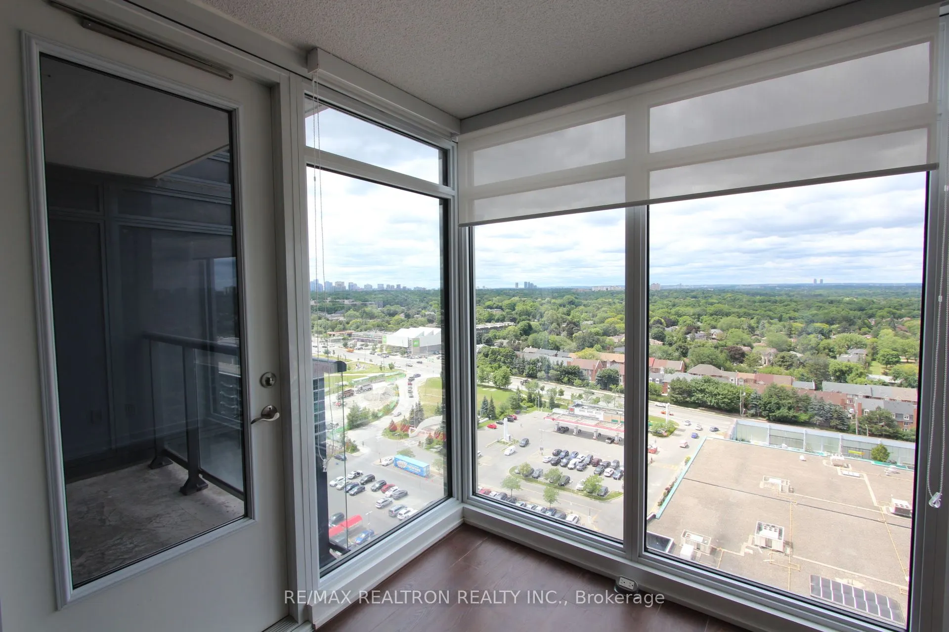 72 Esther Shiner Boulevard, #2208