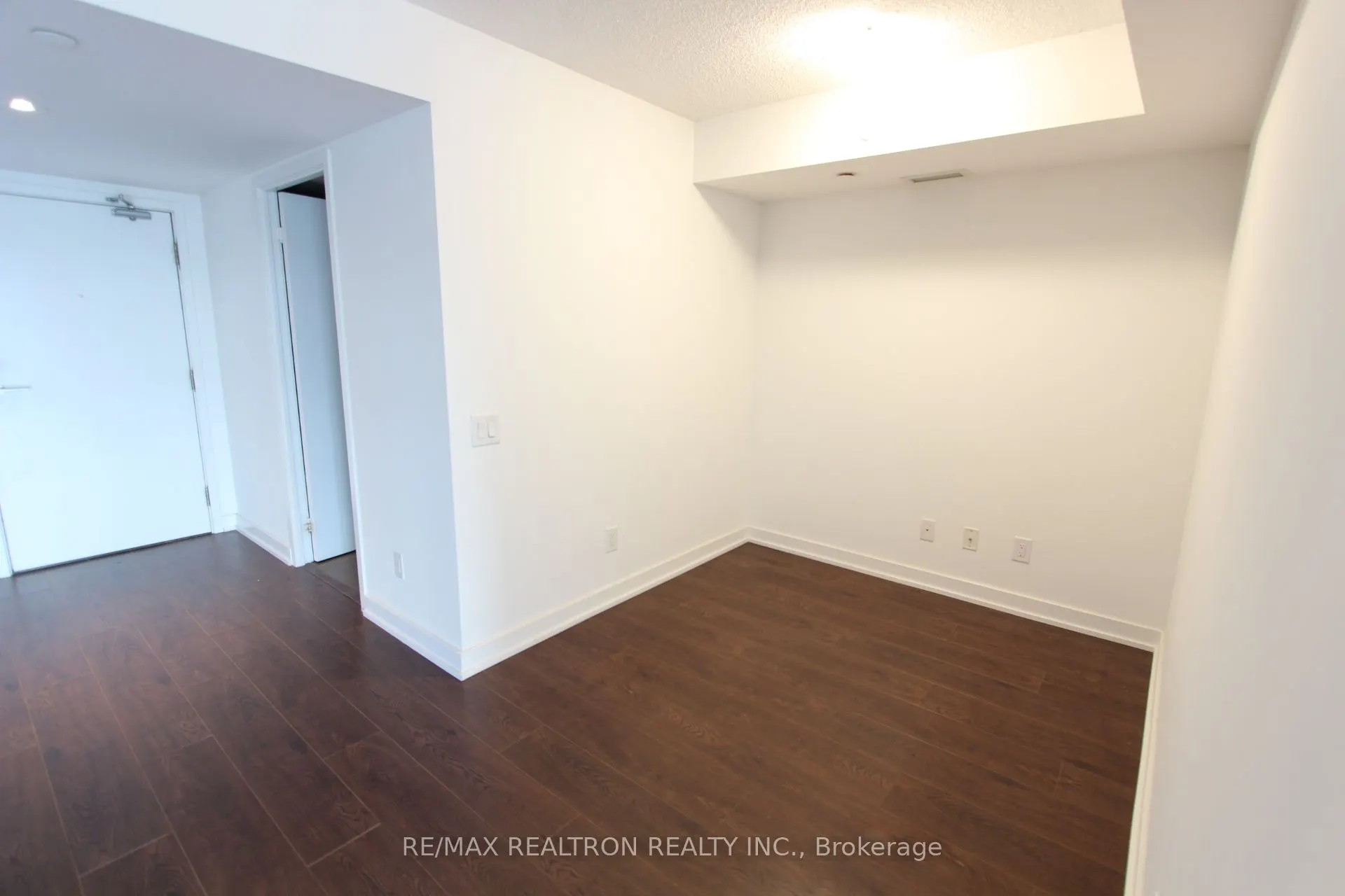 72 Esther Shiner Boulevard, #2208
