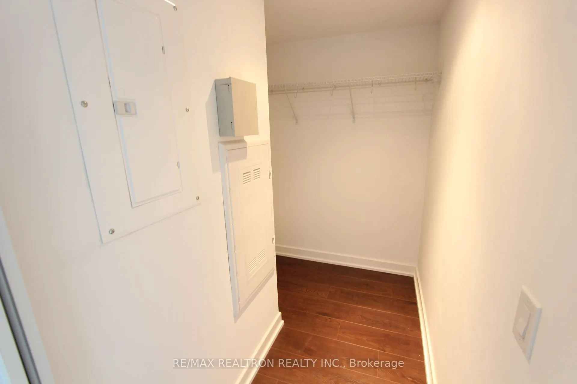 72 Esther Shiner Boulevard, #2208