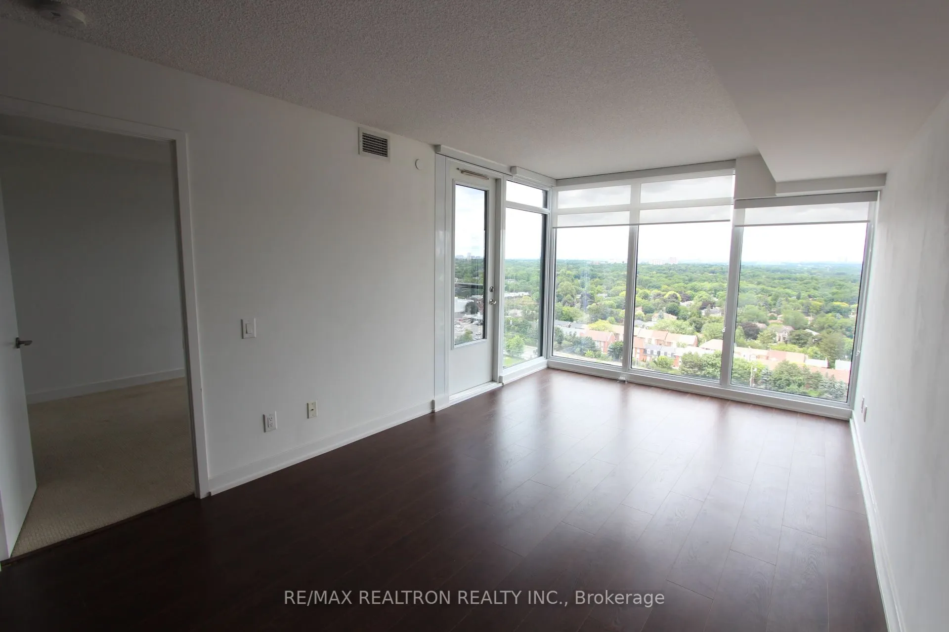 72 Esther Shiner Boulevard, #2208