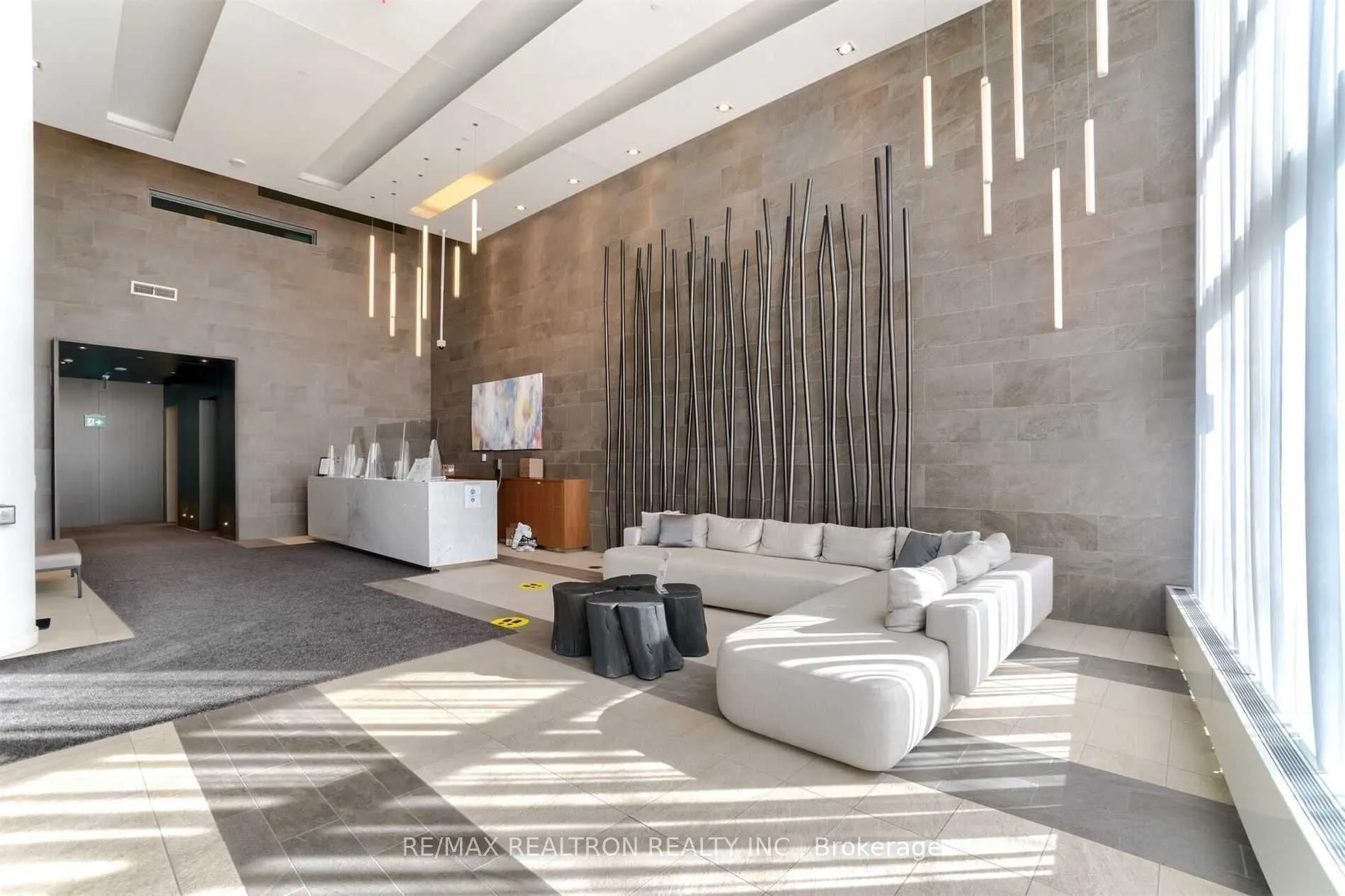 72 Esther Shiner Boulevard, #2208
