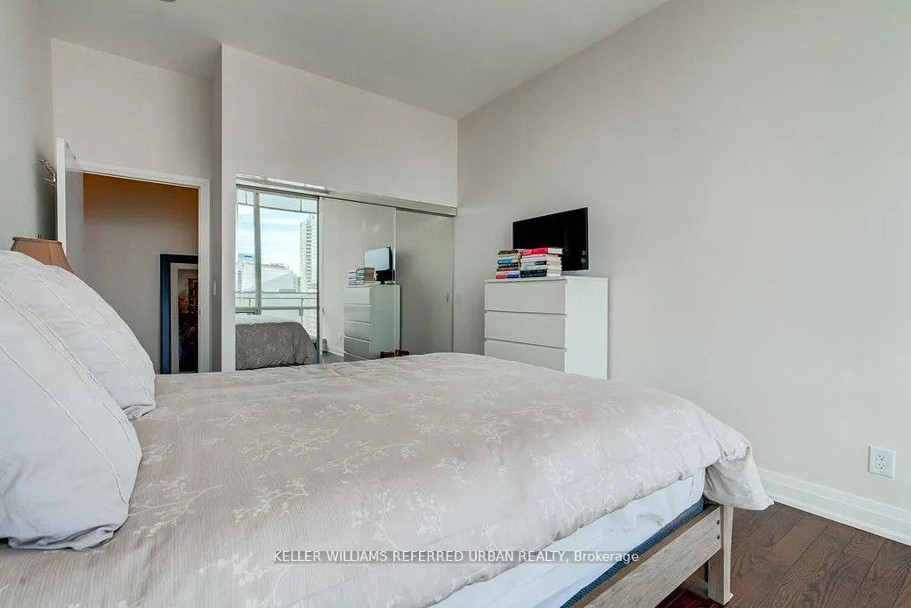 80 John Street, #4406