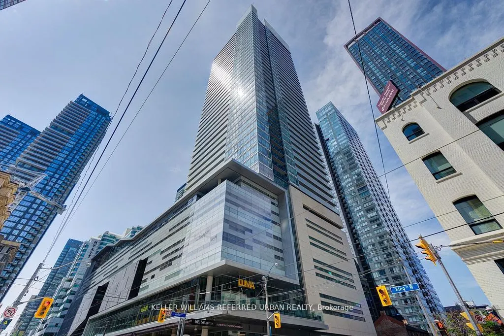 80 John Street, #4406